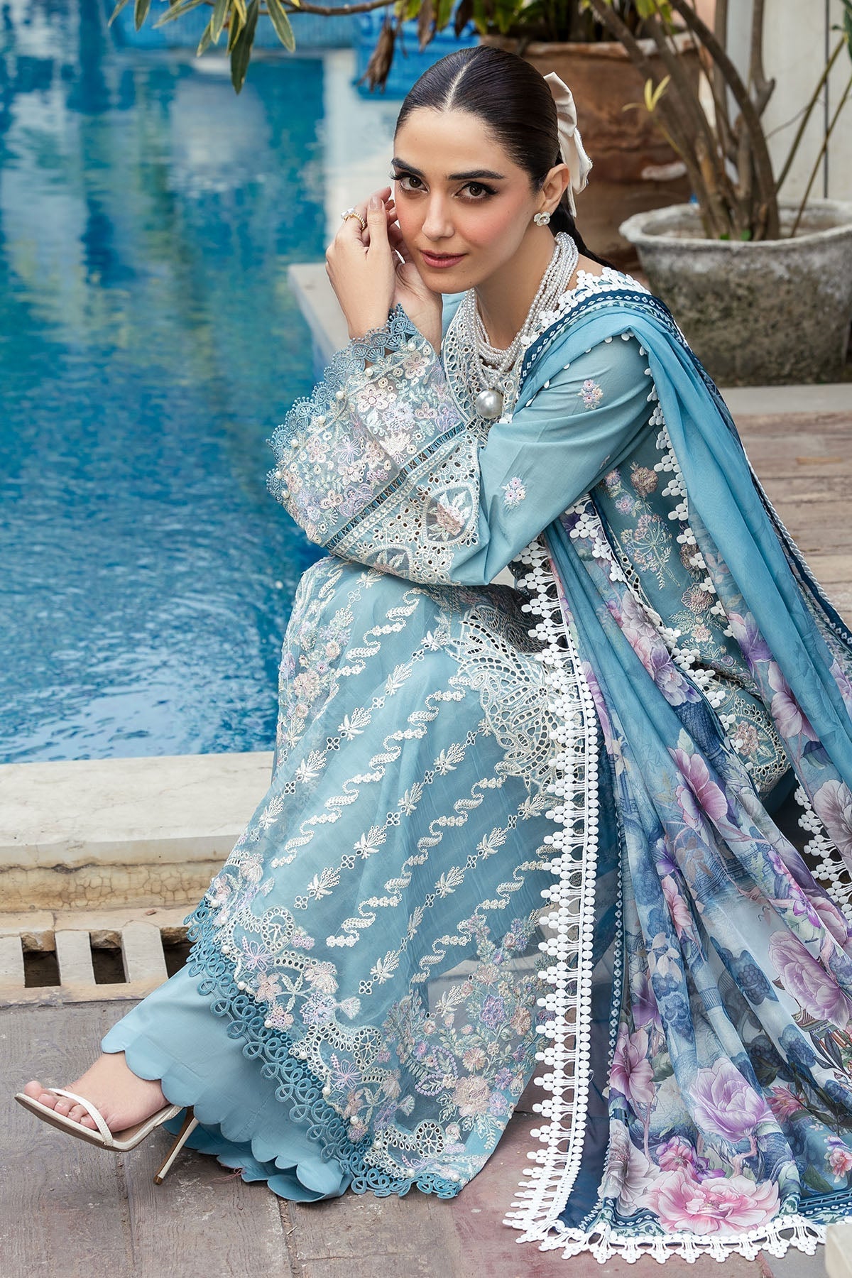 Motifz | Premium Lawn 25 | 5301-ELAYNE - Official Motifz stockist in UK - Sakeena London