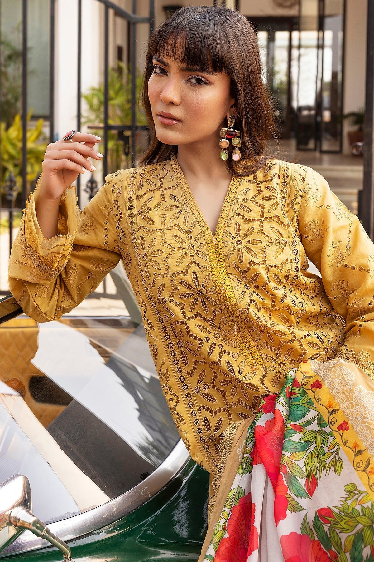 Motifz | Premium Lawn 25 | 5323-GENEVA - Official Motifz stockist in UK - Sakeena London