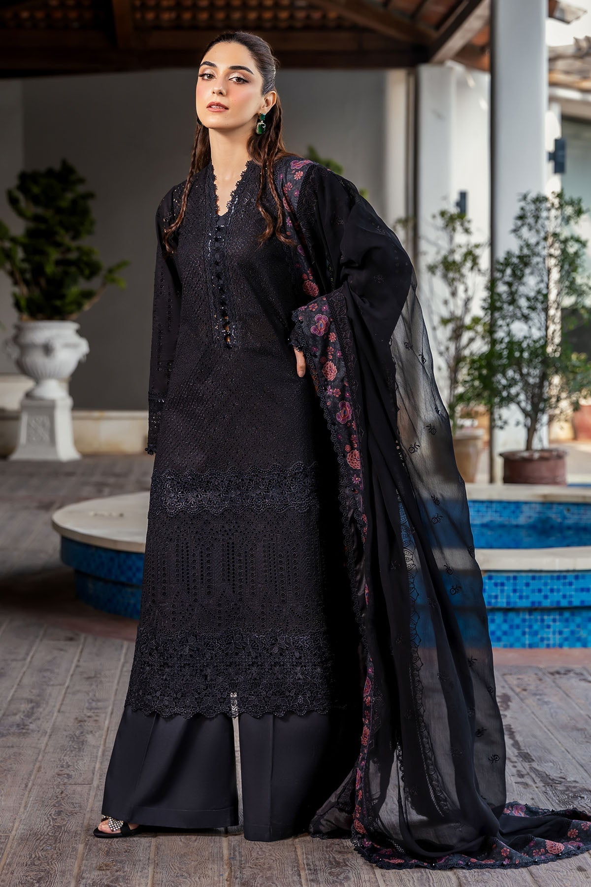 Motifz | Premium Lawn 25 | 5326-COURTNEY - Official Motifz stockist in UK - Sakeena London