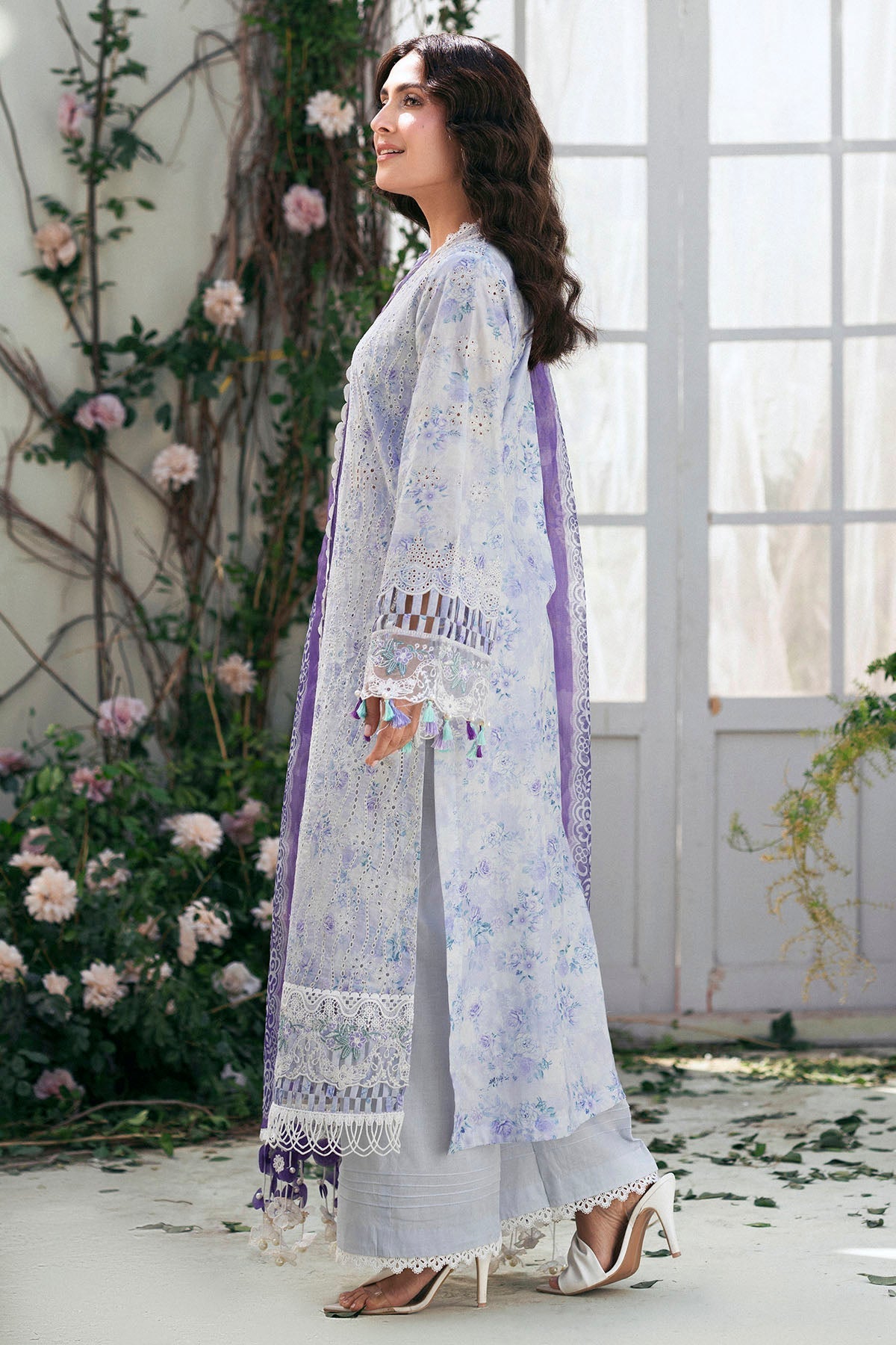 Motifz | Premium Lawn 25 | 5424-VALERIE - Official Motifz stockist in UK - Sakeena London