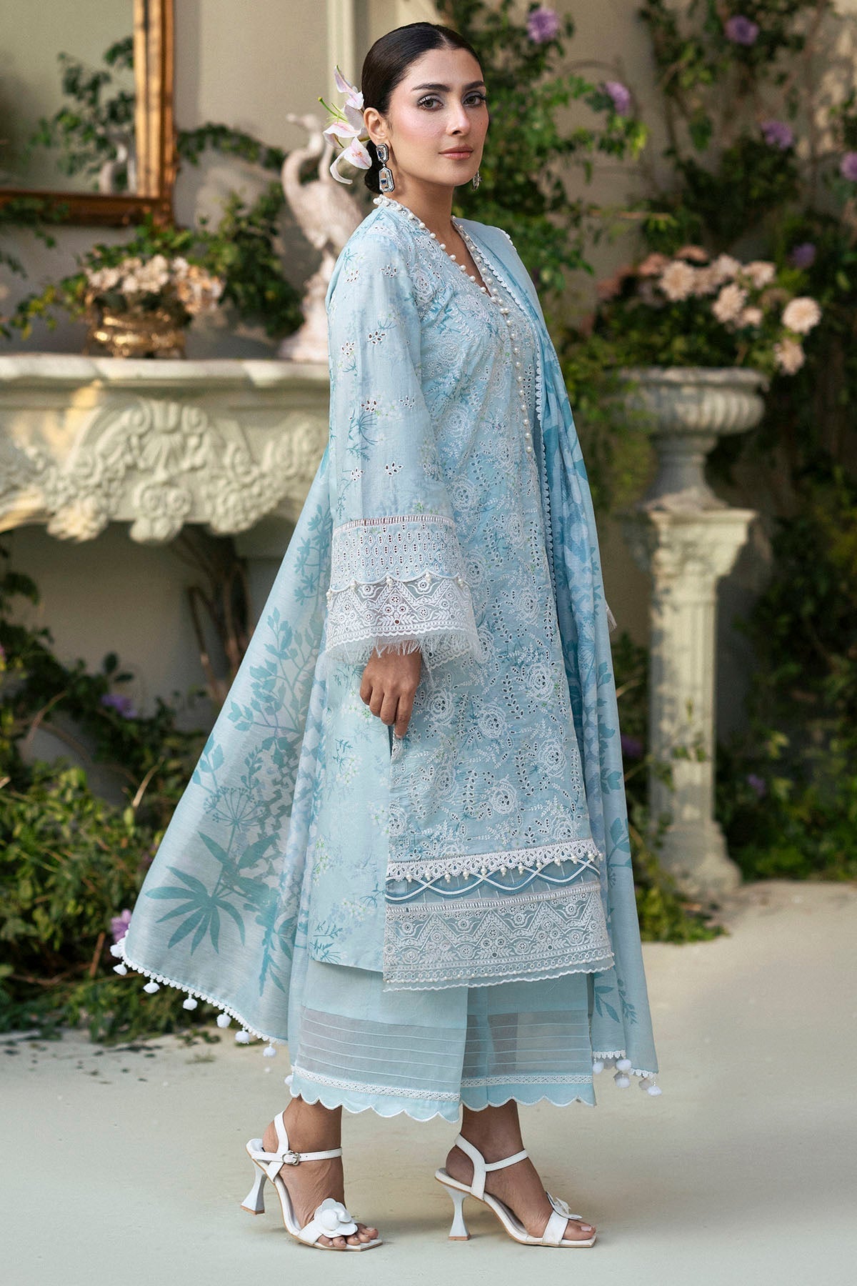 Motifz | Premium Lawn 25 | 5425-LAVENDER - Official Motifz stockist in UK - Sakeena London