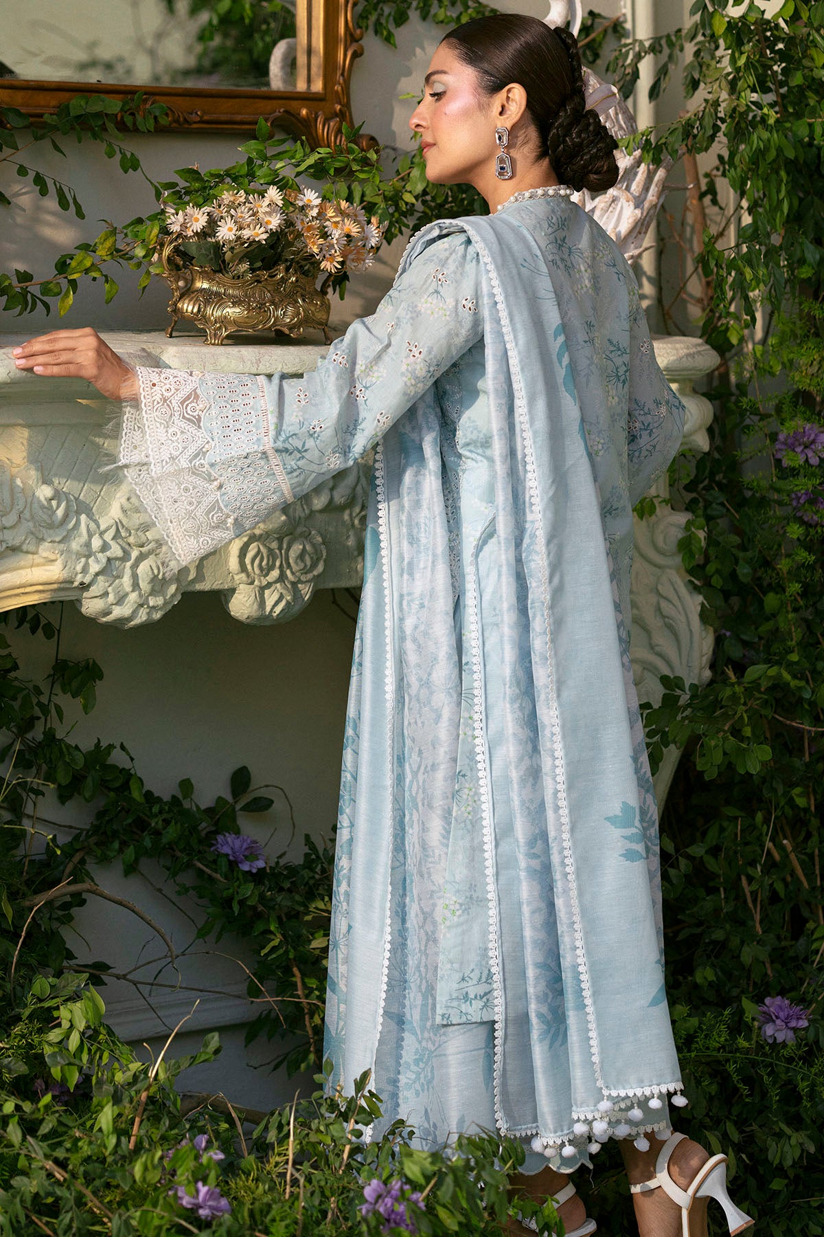 Motifz | Premium Lawn 25 | 5425-LAVENDER - Official Motifz stockist in UK - Sakeena London