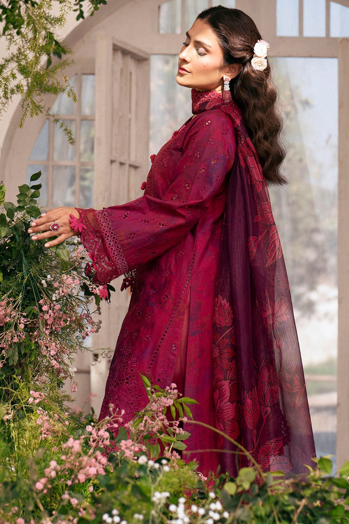 Motifz | Premium Lawn 25 | 5426-VALERIE - Official Motifz stockist in UK - Sakeena London