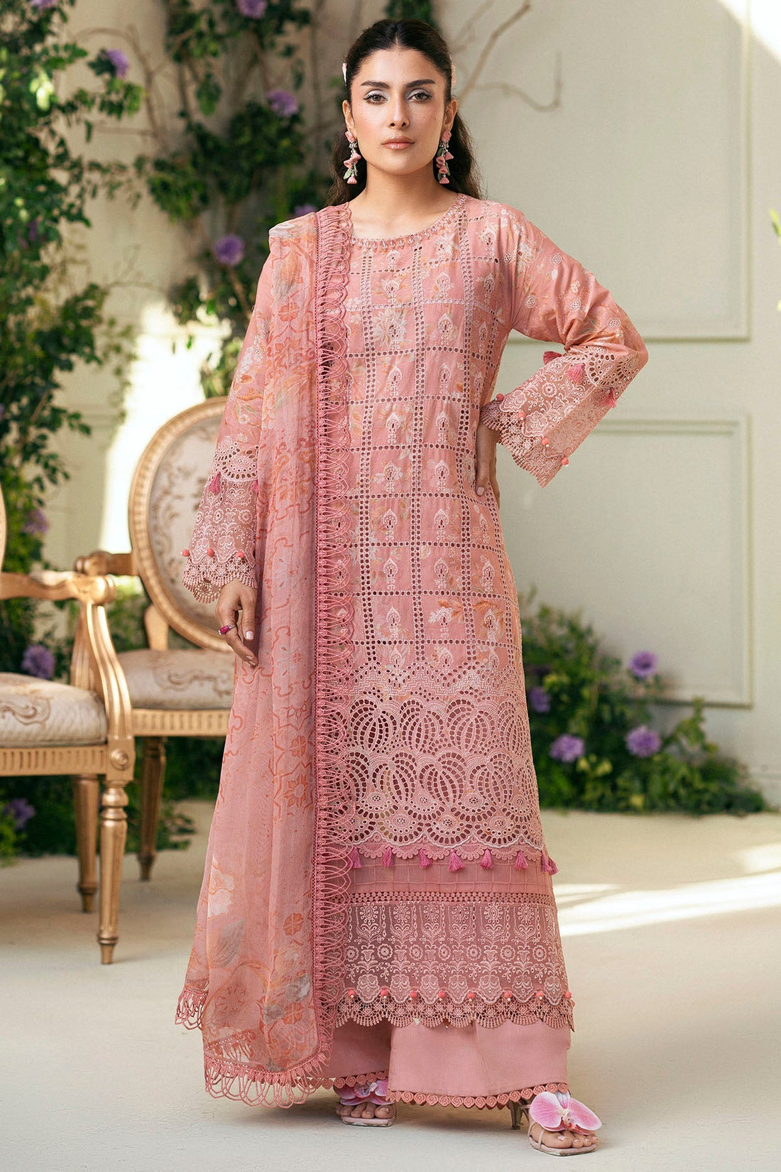 Motifz | Premium Lawn 25 | 5427-LOTUS - Official Motifz stockist in UK - Sakeena London