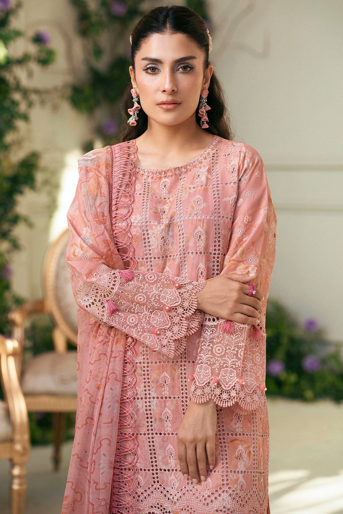 Motifz | Premium Lawn 25 | 5427-LOTUS - Official Motifz stockist in UK - Sakeena London