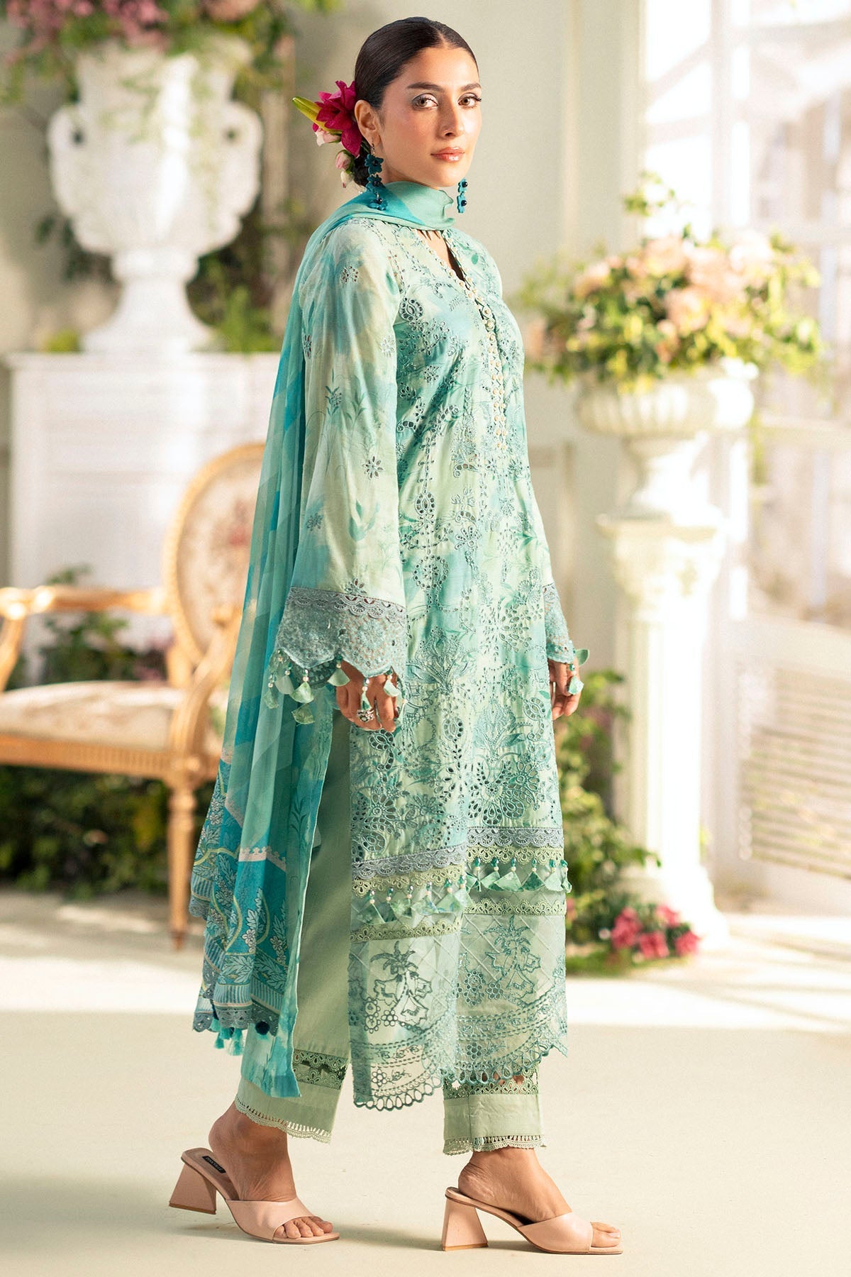 Motifz | Premium Lawn 25 | 5430-IRIS - Official Motifz stockist in UK - Sakeena London