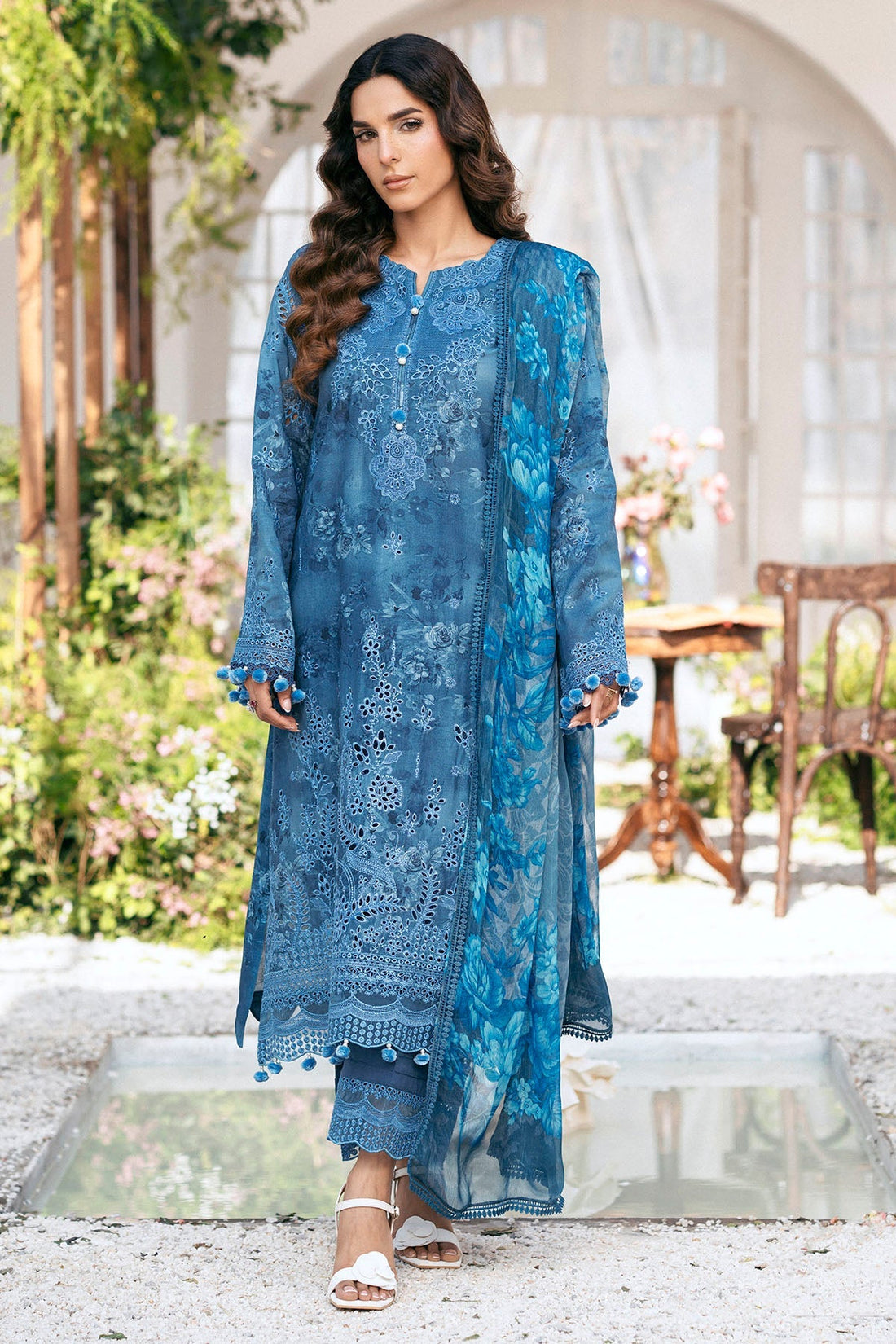 Motifz | Premium Lawn 25 | 5434-LILLY - Official Motifz stockist in UK - Sakeena London