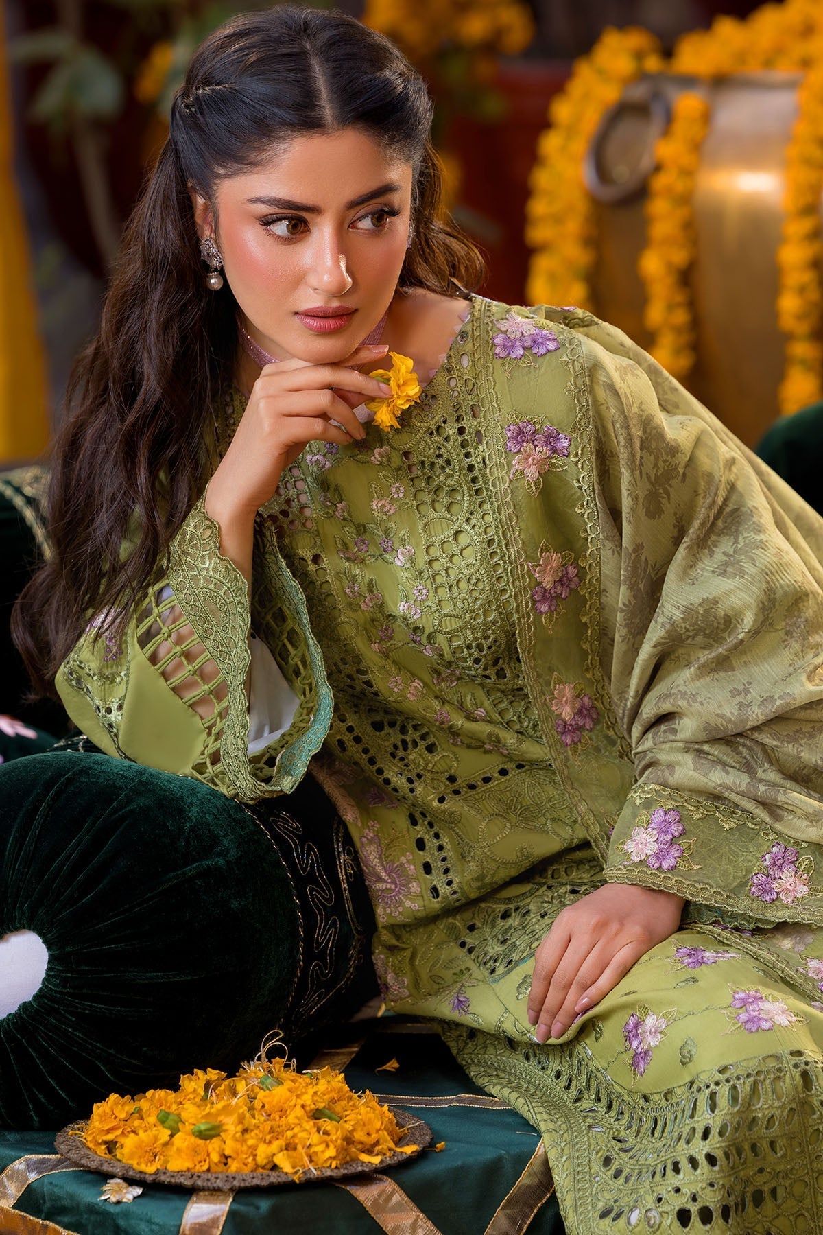 Motifz | Premium Lawn 26 | 5932-NISA