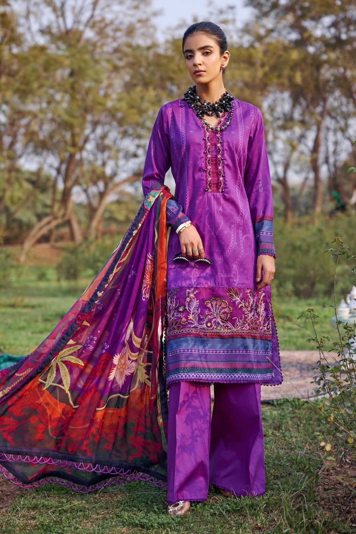 Motifz | Umang Lawn | 3547-ELIF - Official Motifz stockist in UK - Sakeena London