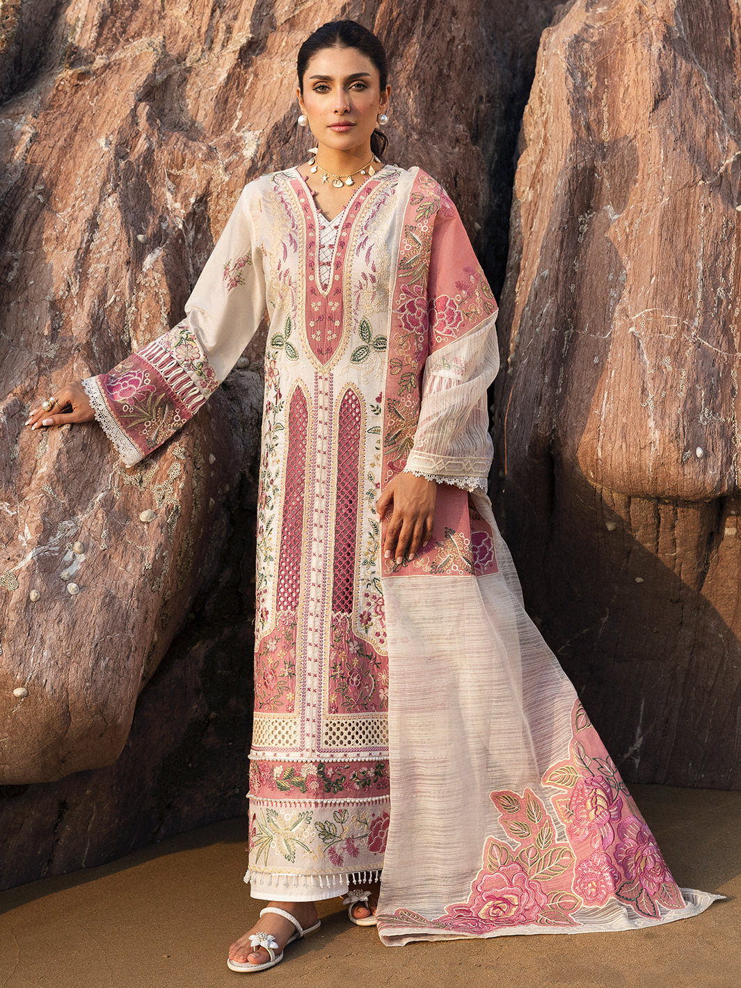 Mahnur | Sirena Luxury Lawn 25 | Magnolia - Official Mahnur stockist in UK - Sakeena London