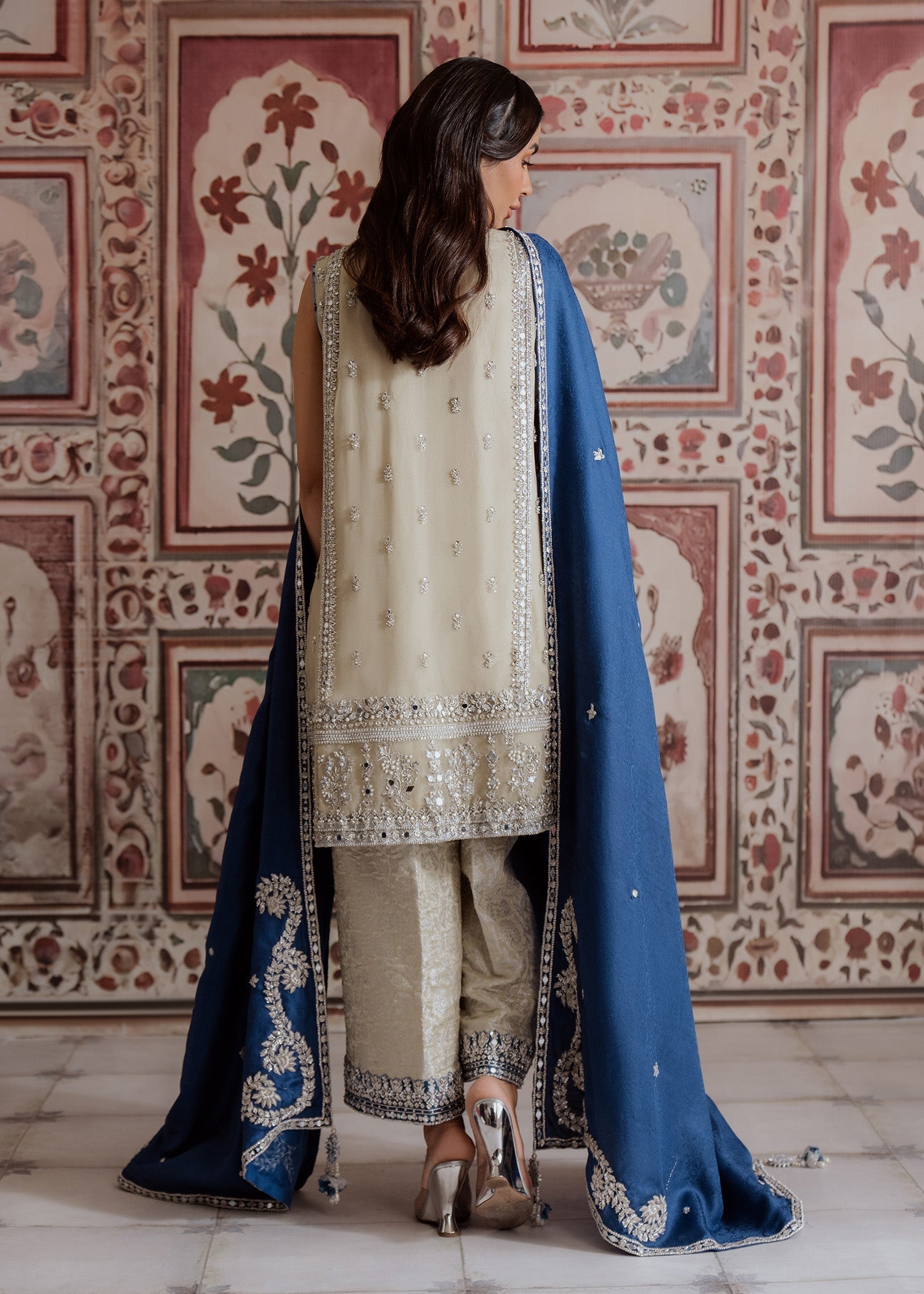 Mahgul | Portraits of Anaya | Midnight Light - Official Mahgul stockist in UK - Sakeena London