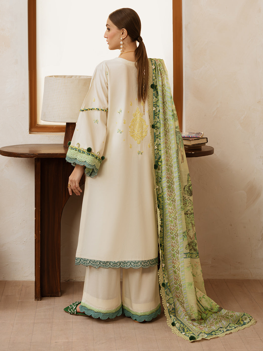 Mahnur | Florence Luxury Lawn 25 | MAHGUL - Official Mahnur stockist in UK - Sakeena London