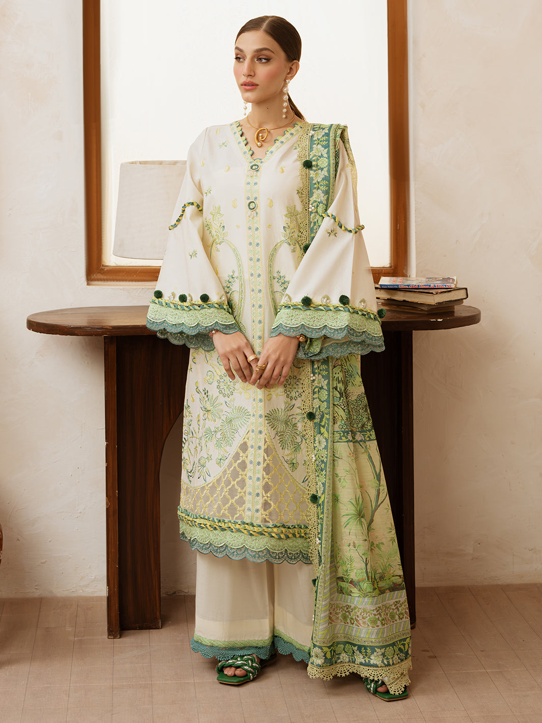 Mahnur | Florence Luxury Lawn 25 | MAHGUL - Official Mahnur stockist in UK - Sakeena London