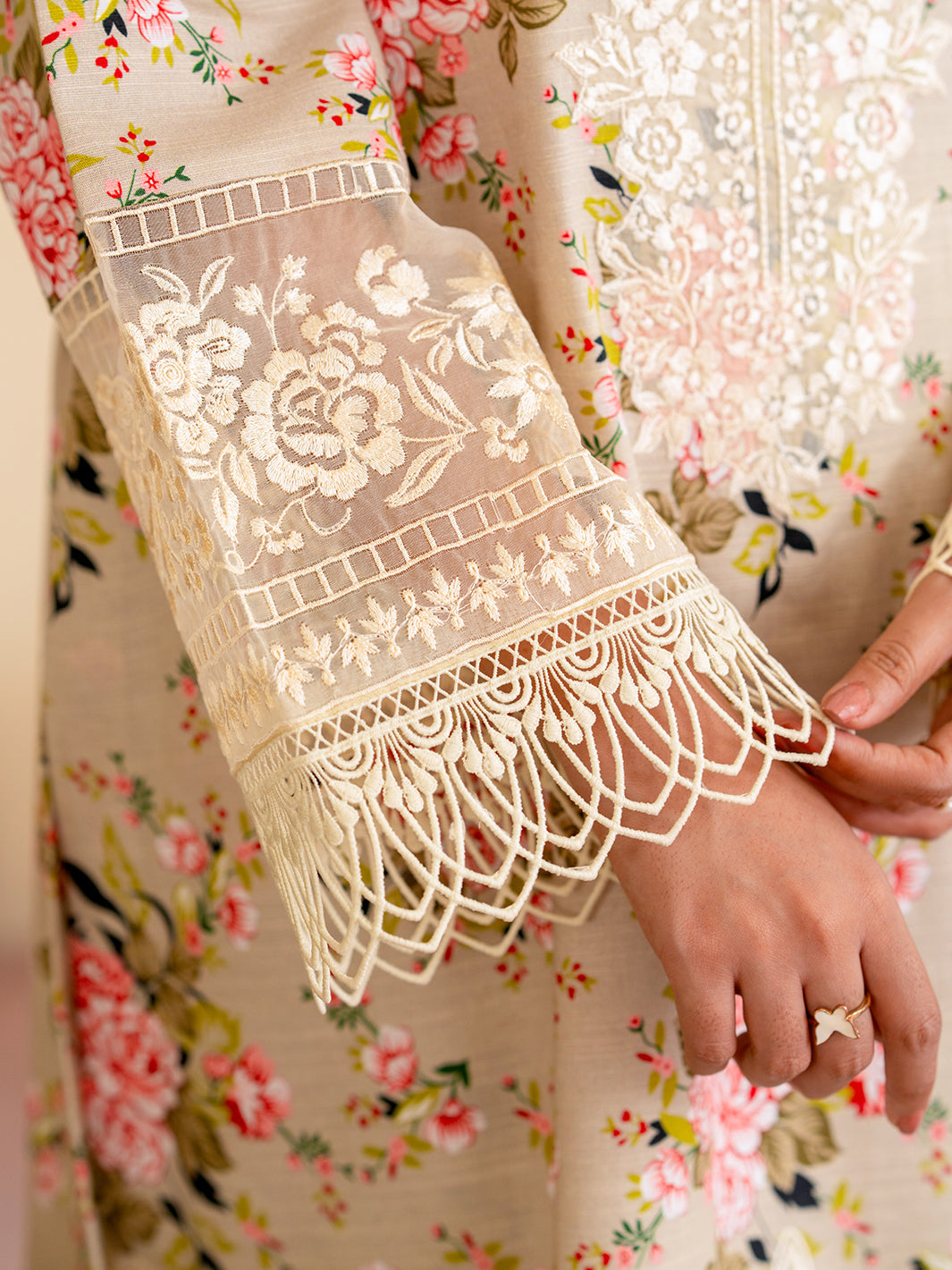 Mahnur | Leila Winter 24 | Floret - Official Mahnur stockist in UK - Sakeena London