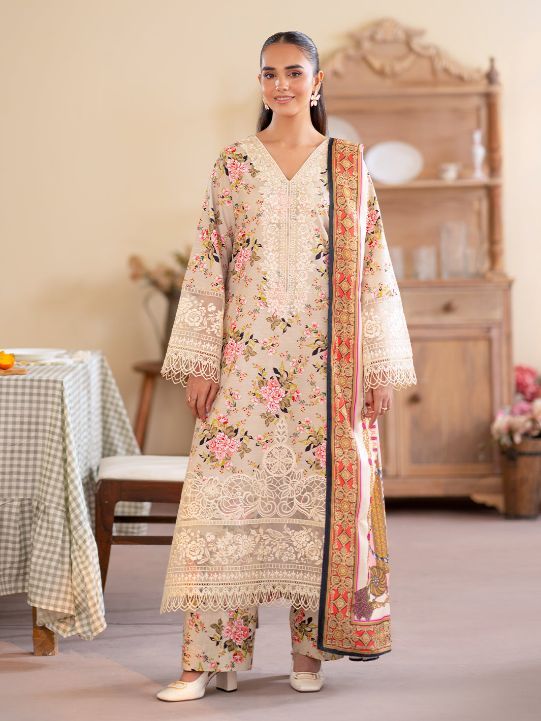 Mahnur | Leila Winter 24 | Floret - Official Mahnur stockist in UK - Sakeena London