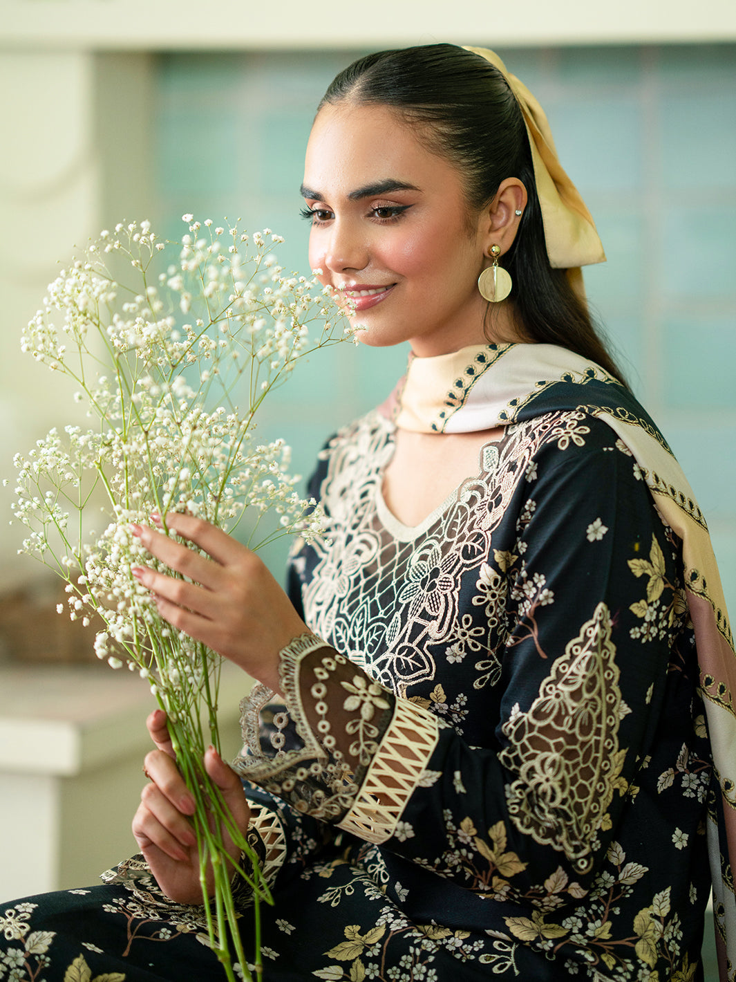Mahnur | Leila Winter 24 | Giselle - Official Mahnur stockist in UK - Sakeena London