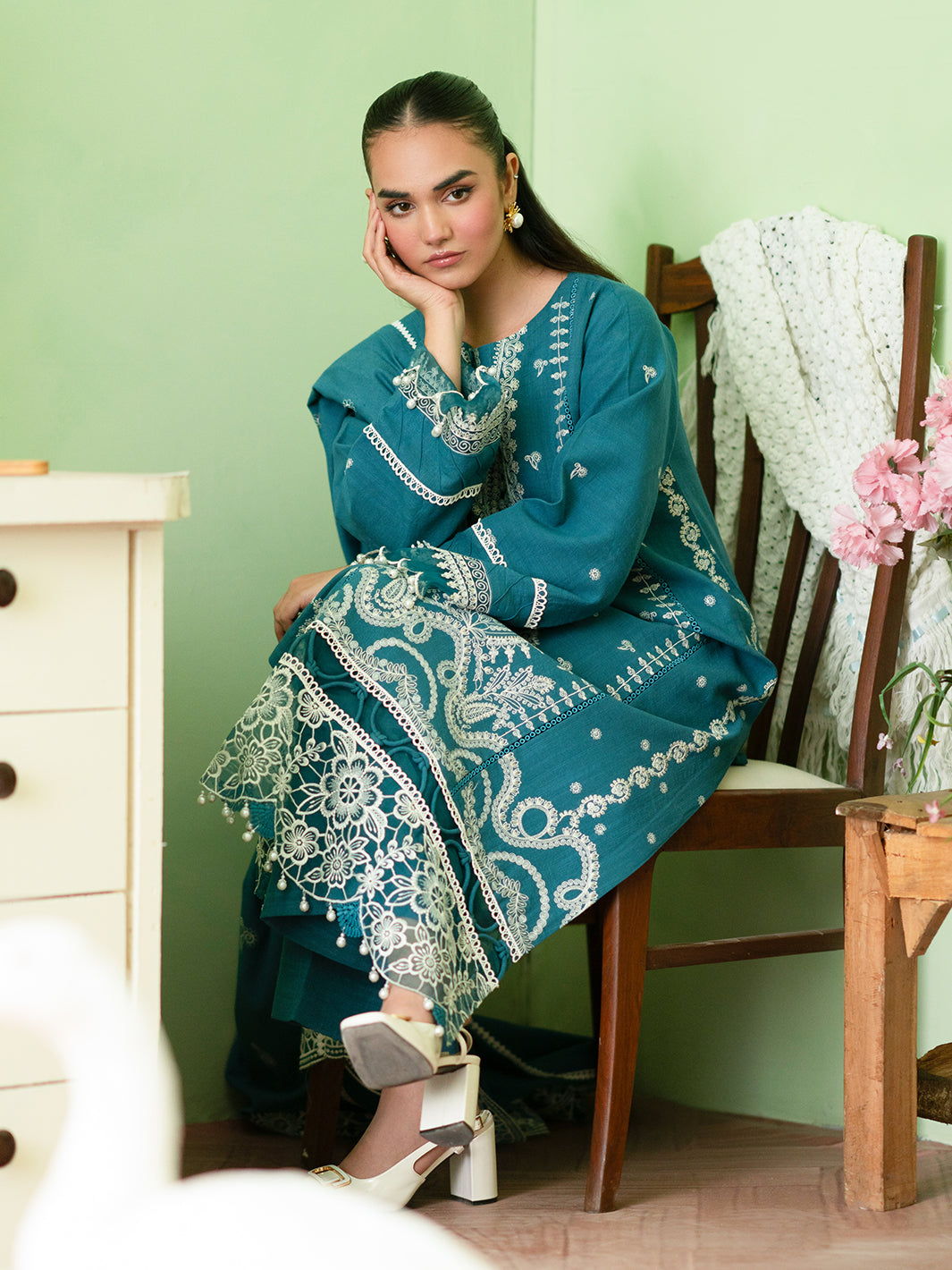 Mahnur | Leila Winter 24 | Meris - Official Mahnur stockist in UK - Sakeena London