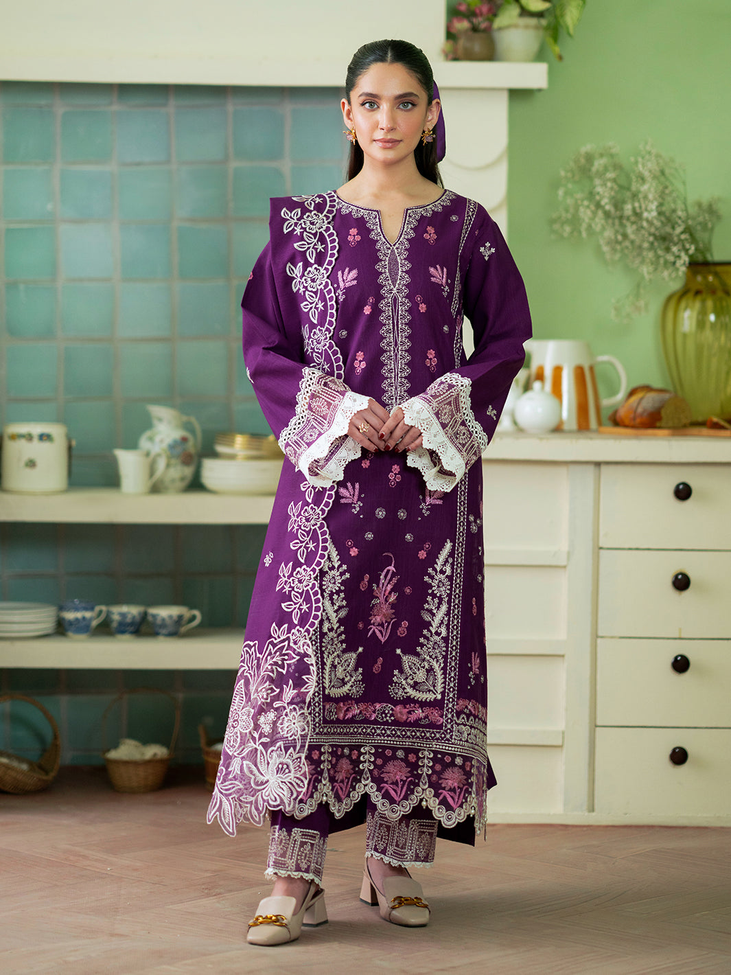 Mahnur | Leila Winter 24 | Rhea - Official Mahnur stockist in UK - Sakeena London