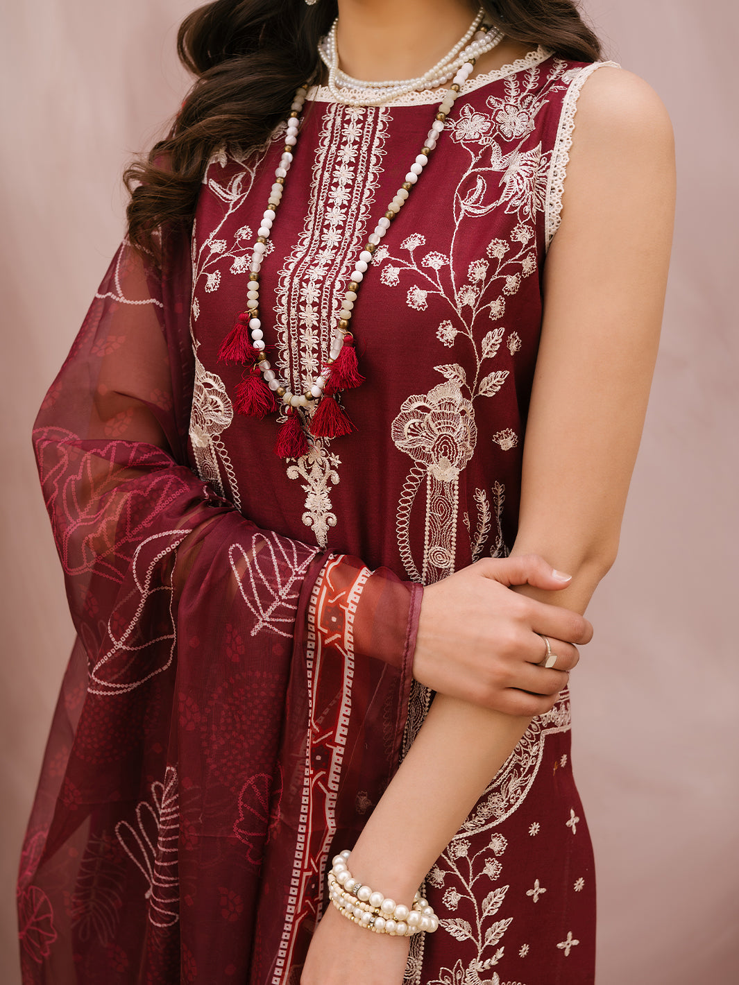 Mahnur | Masakali Luxury Lawn 24 | MK 02 - B - Official Mahnur stockist in UK - Sakeena London