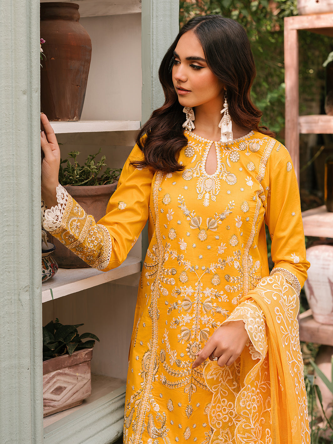 Mahnur | Masakali Luxury Lawn 24 | MK 06 - A - Official Mahnur stockist in UK - Sakeena London