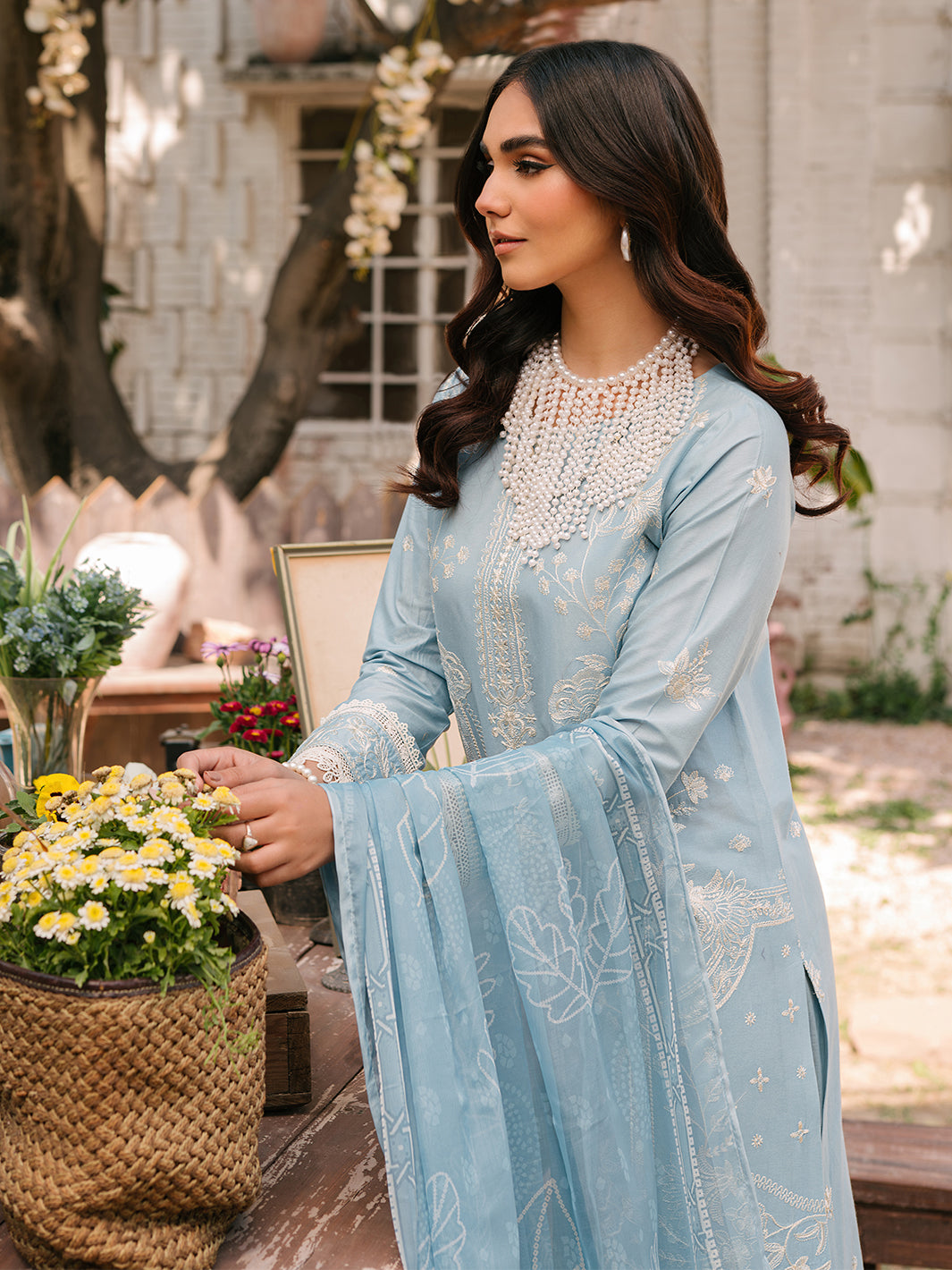 Mahnur | Masakali Luxury Lawn 24 | MK 02 - A - Official Mahnur stockist in UK - Sakeena London
