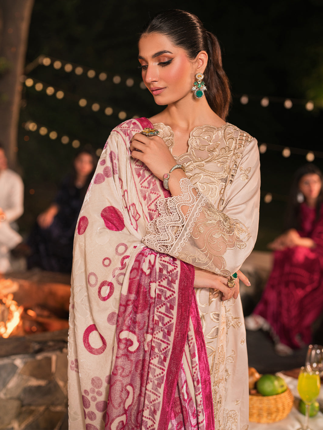 Mahnur | Nazakat Luxury Winter | VELIS - Official Mahnur stockist in UK - Sakeena London