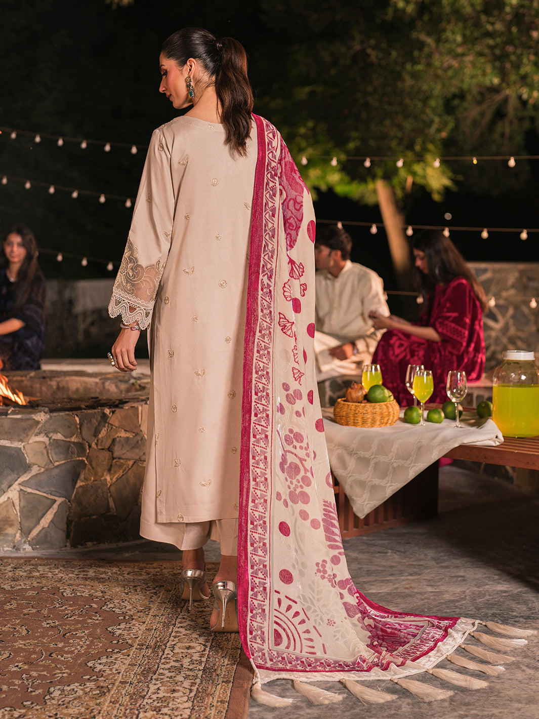 Mahnur | Nazakat Luxury Winter | VELIS - Official Mahnur stockist in UK - Sakeena London