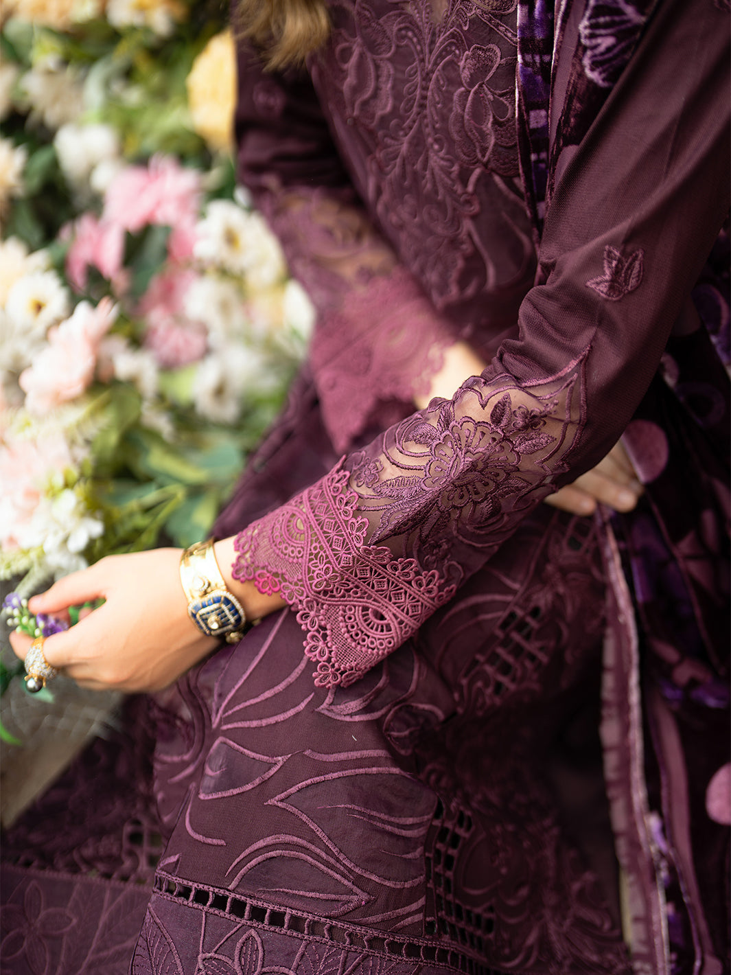 Mahnur | Nazakat Luxury Winter | ZARAE - Official Mahnur stockist in UK - Sakeena London