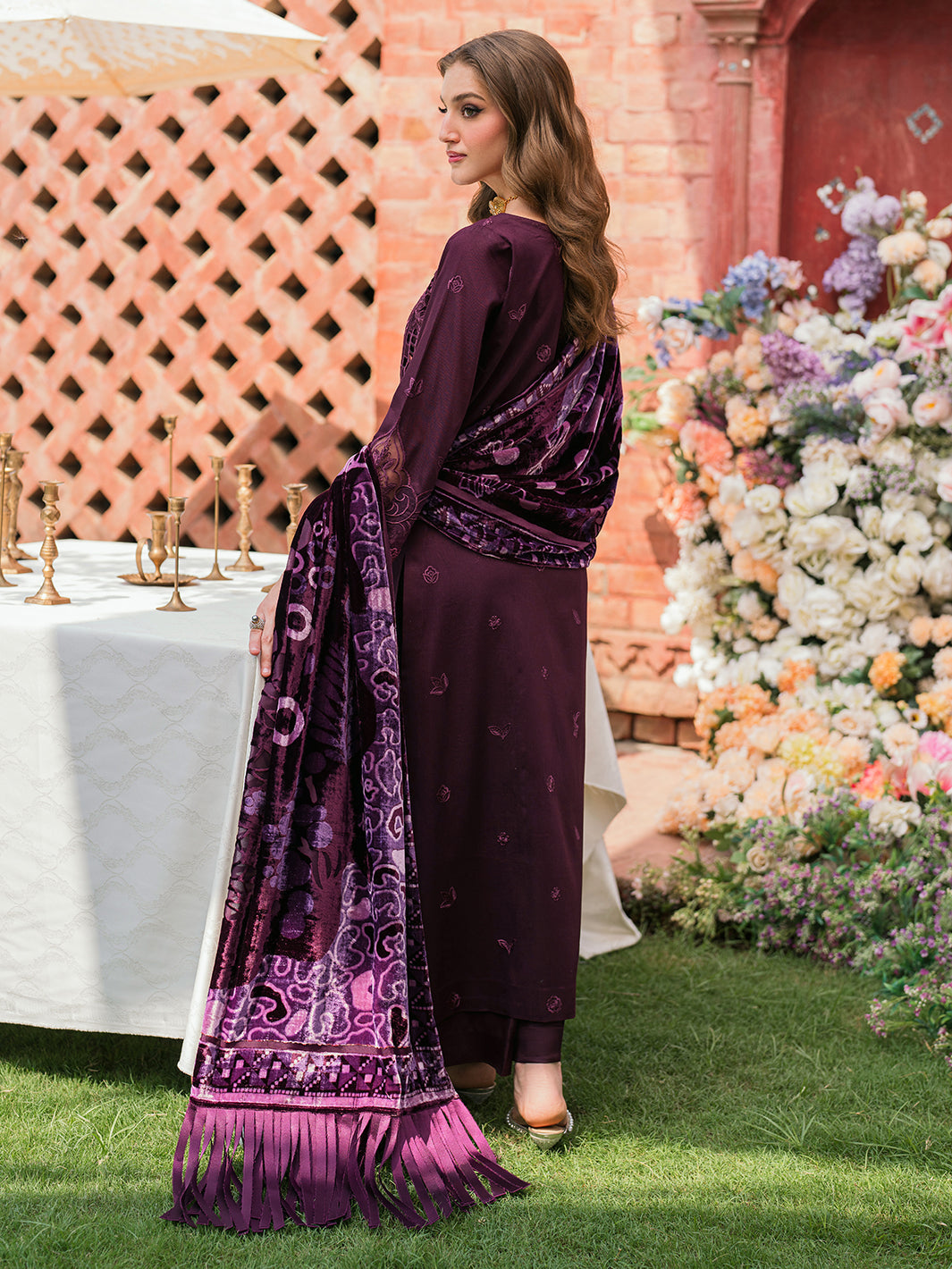 Mahnur | Nazakat Luxury Winter | ZARAE - Official Mahnur stockist in UK - Sakeena London