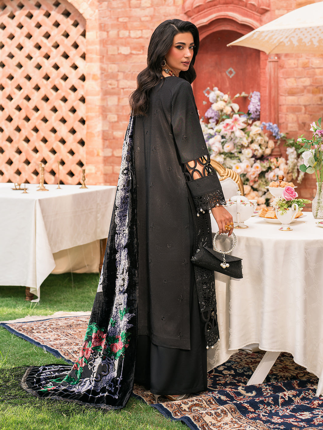 Mahnur | Nazakat Luxury Winter | LUMI - Official Mahnur stockist in UK - Sakeena London