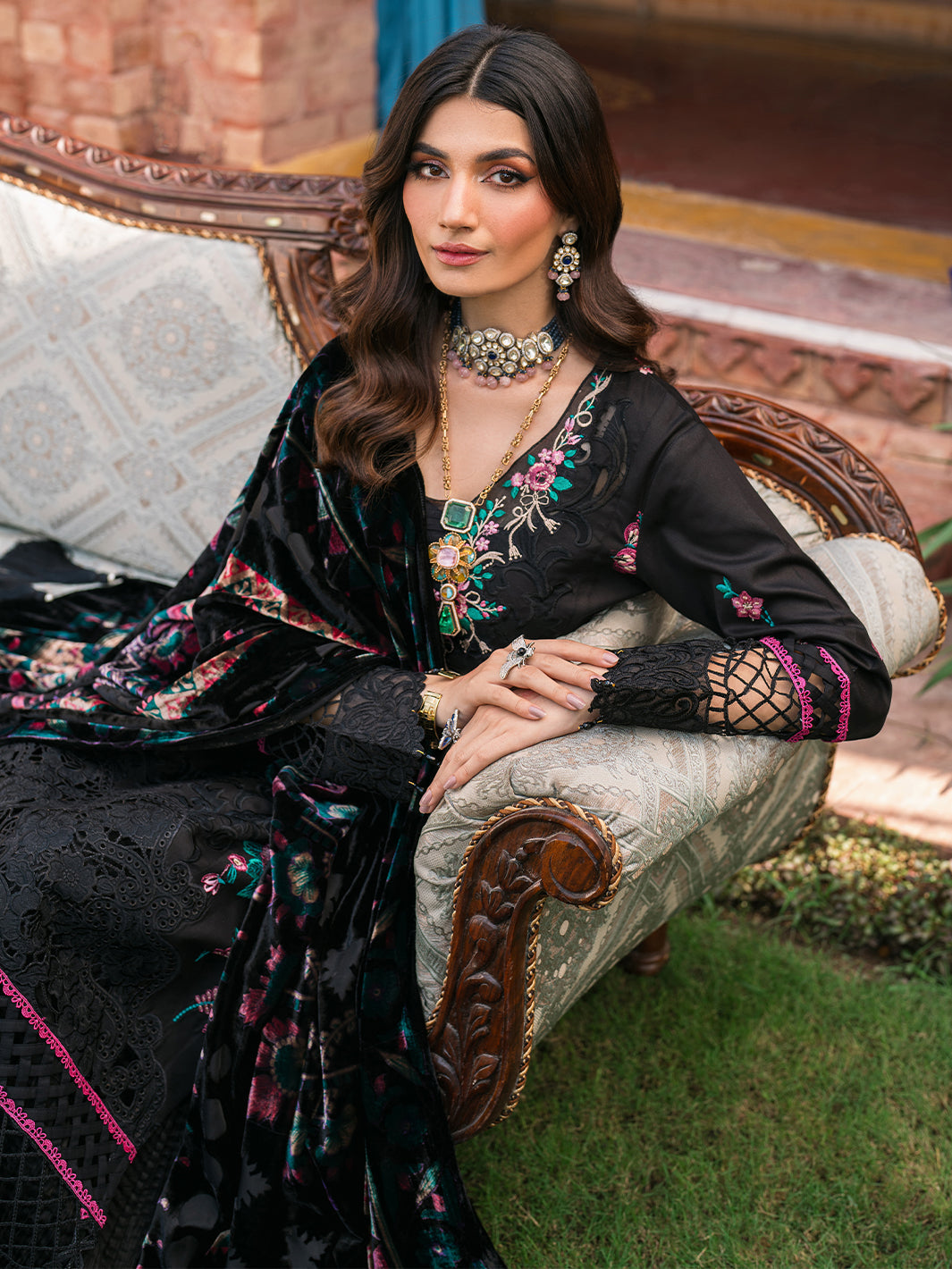 Mahnur | Nazakat Luxury Winter | TALIA - Official Mahnur stockist in UK - Sakeena London
