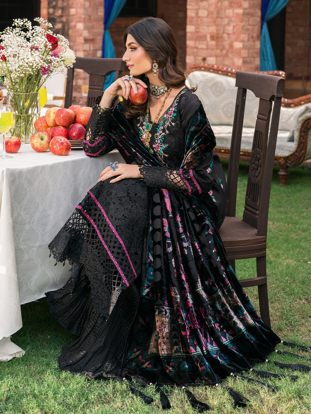 Mahnur | Nazakat Luxury Winter | TALIA - Official Mahnur stockist in UK - Sakeena London