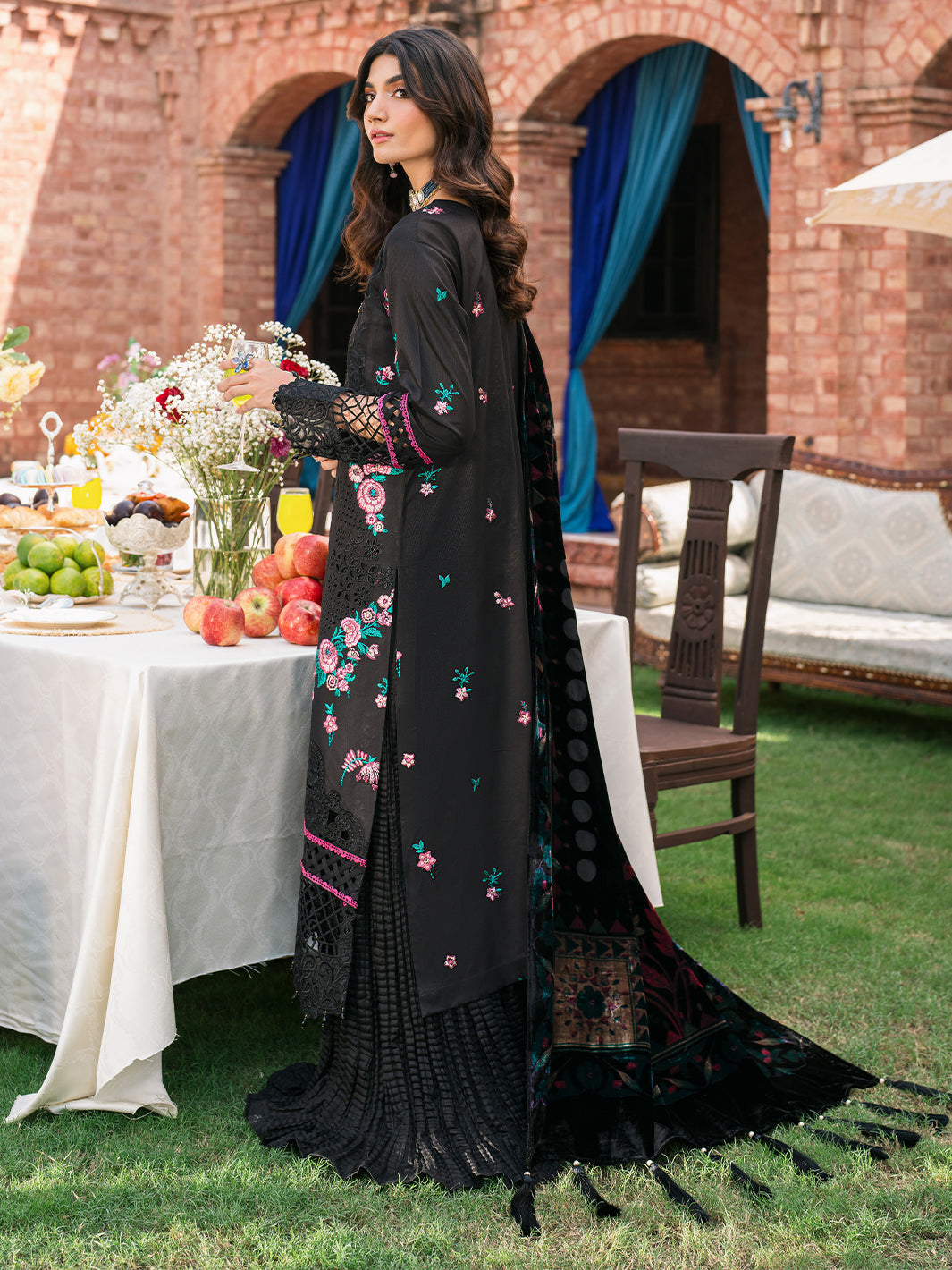 Mahnur | Nazakat Luxury Winter | TALIA - Official Mahnur stockist in UK - Sakeena London