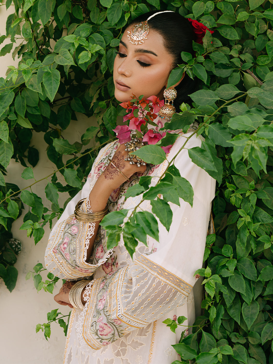 Mahnur | Shanaya Luxury Lawn 25 | Elnaz - Official Mahnur stockist in UK - Sakeena London