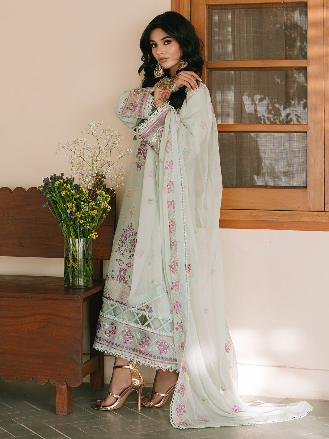 Mahnur | Shanaya Luxury Lawn 25 | Hooriya - Official Mahnur stockist in UK - Sakeena London