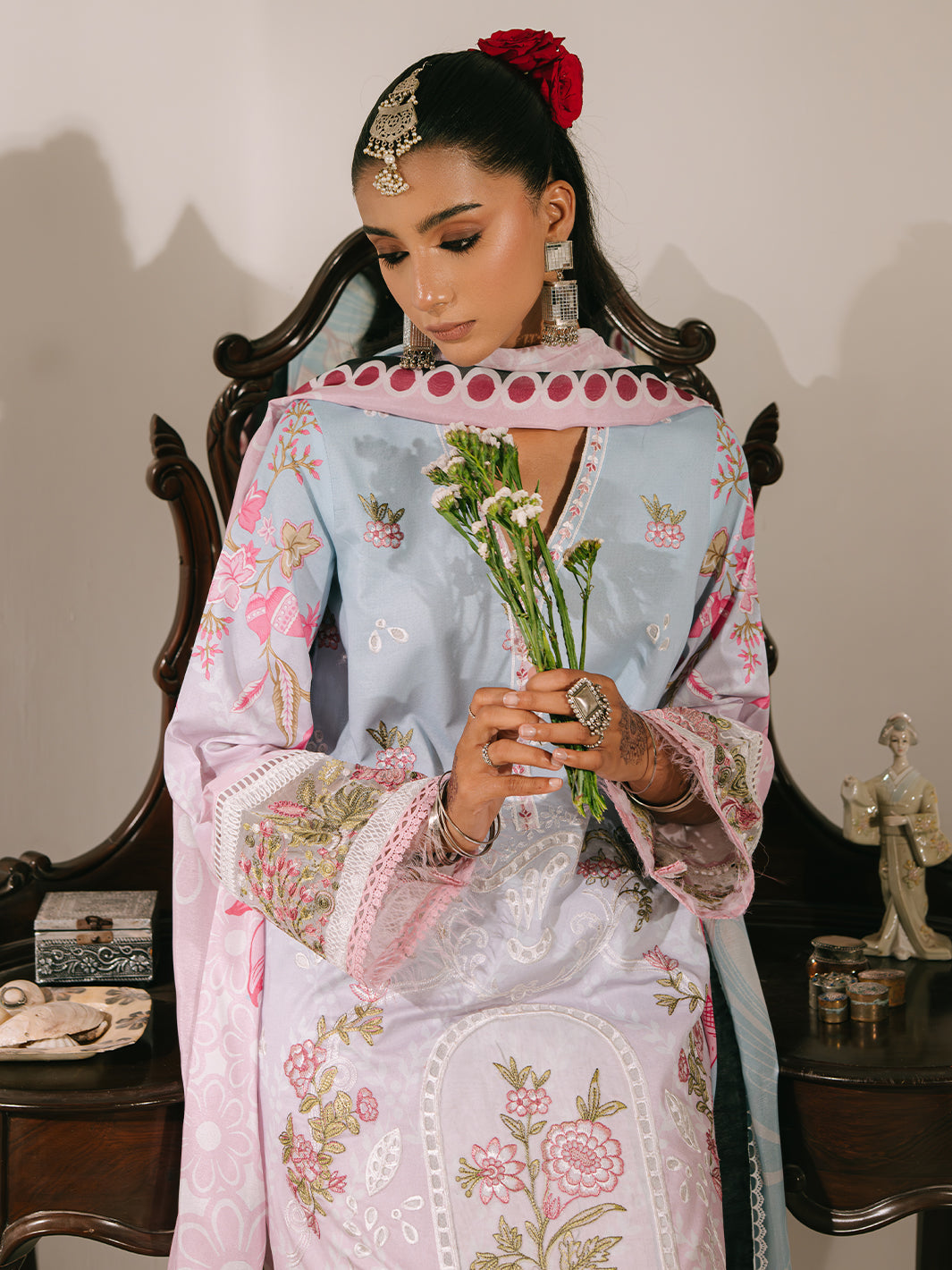 Mahnur | Shanaya Luxury Lawn 25 | Abeer - Official Mahnur stockist in UK - Sakeena London