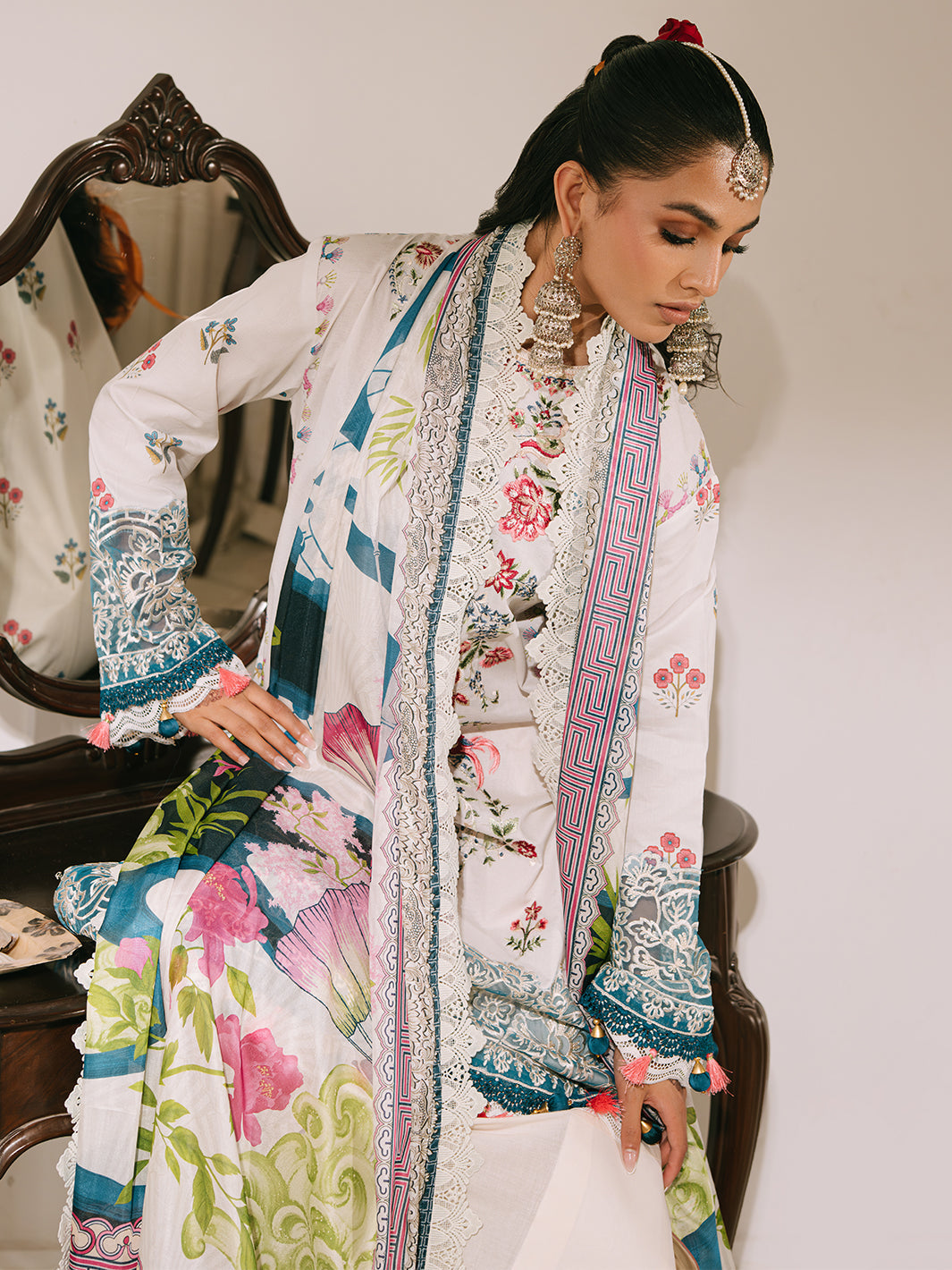 Mahnur | Shanaya Luxury Lawn 25 | Rangrez - Official Mahnur stockist in UK - Sakeena London