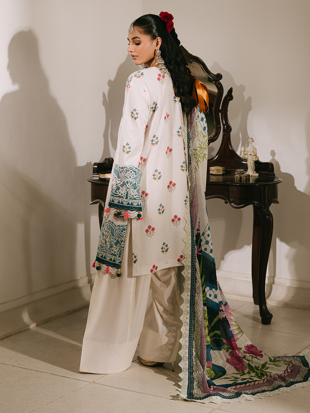 Mahnur | Shanaya Luxury Lawn 25 | Rangrez - Official Mahnur stockist in UK - Sakeena London