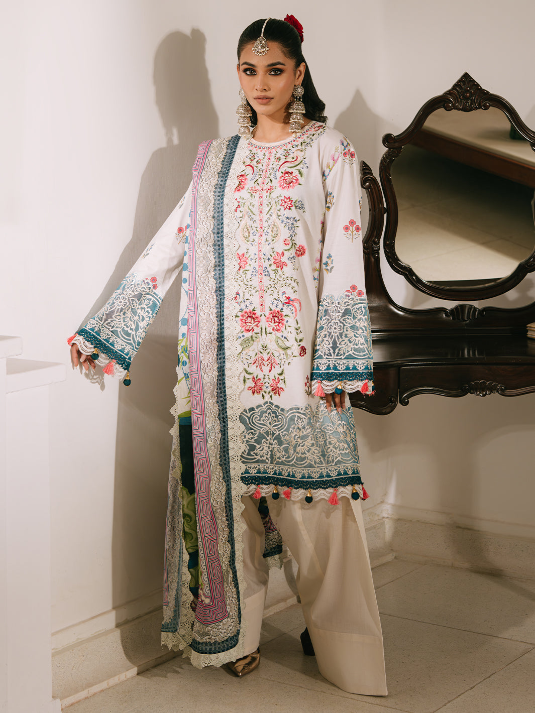 Mahnur | Shanaya Luxury Lawn 25 | Rangrez - Official Mahnur stockist in UK - Sakeena London