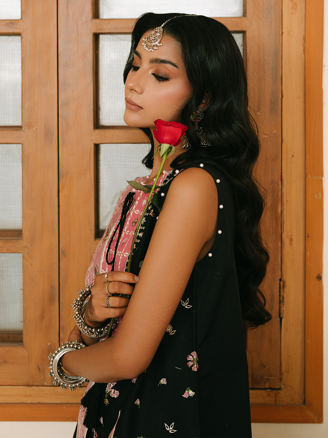Mahnur | Shanaya Luxury Lawn 25 | Zarina - Official Mahnur stockist in UK - Sakeena London