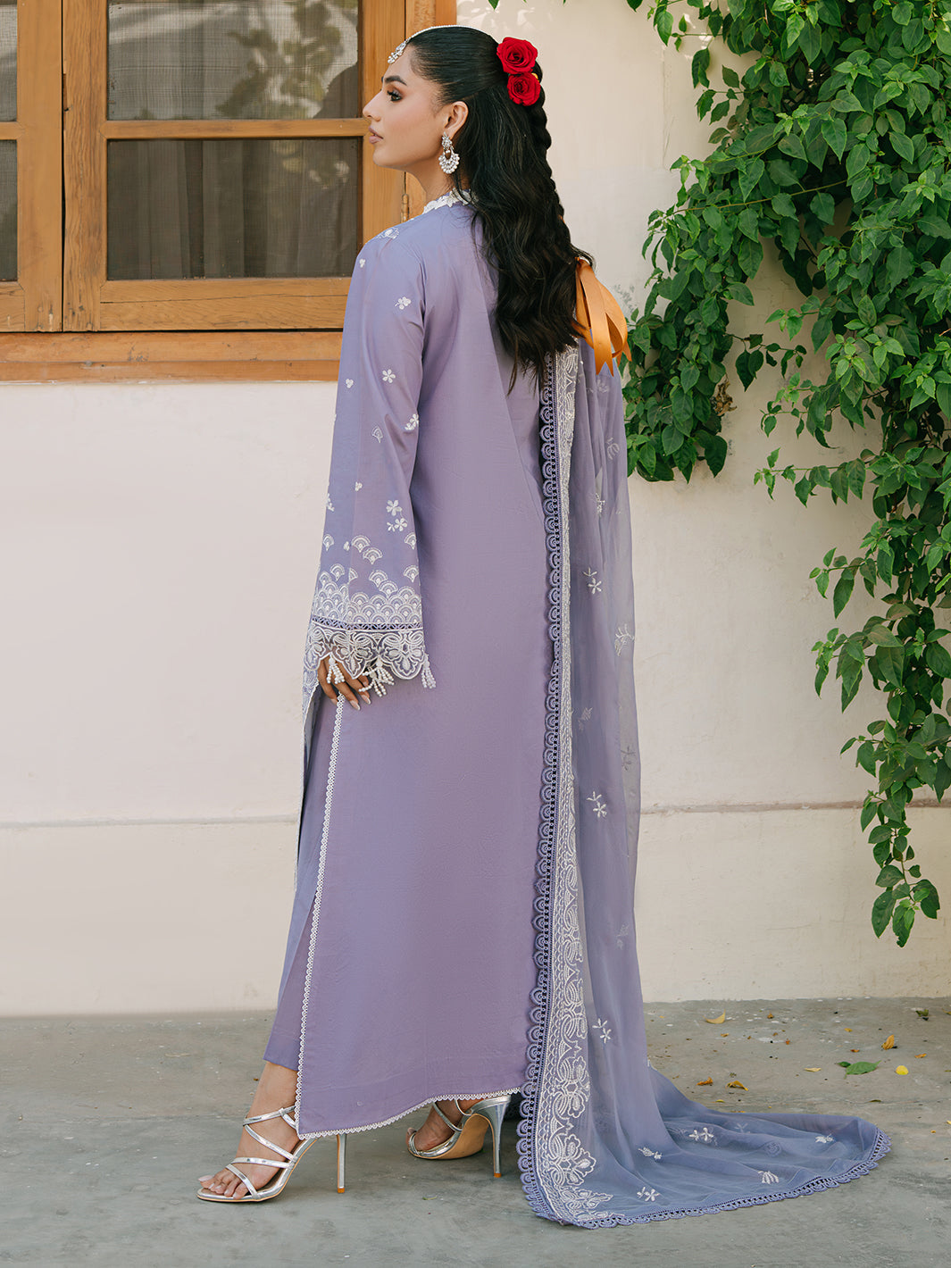 Mahnur | Shanaya Luxury Lawn 25 | Zoee - Official Mahnur stockist in UK - Sakeena London