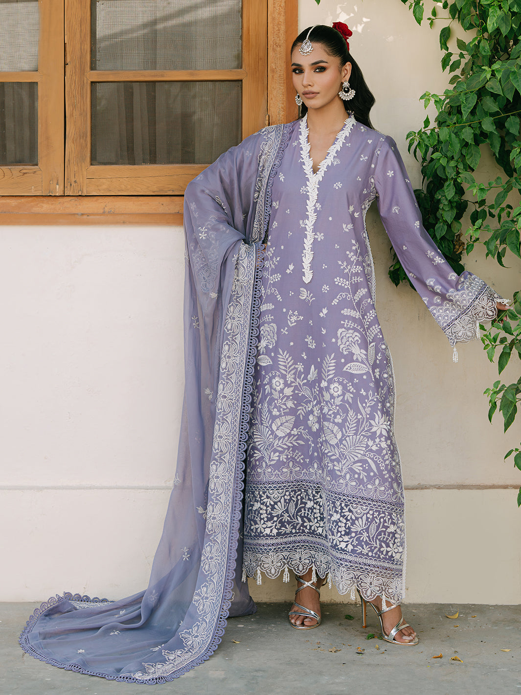 Mahnur | Shanaya Luxury Lawn 25 | Zoee - Official Mahnur stockist in UK - Sakeena London