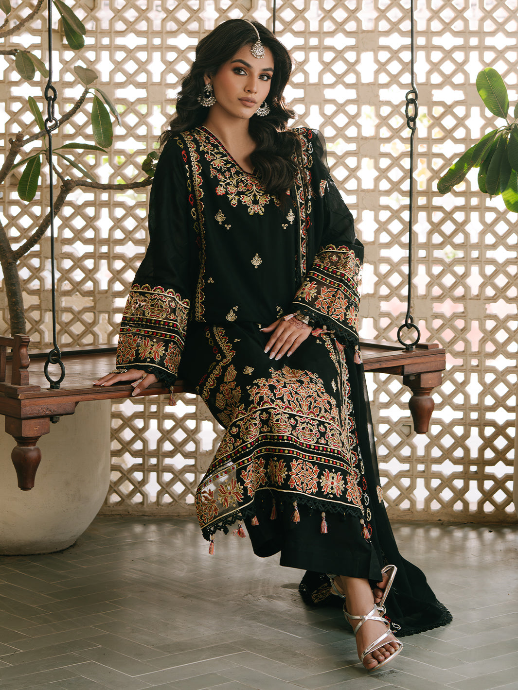 Mahnur | Shanaya Luxury Lawn 25 | Zehra - Official Mahnur stockist in UK - Sakeena London
