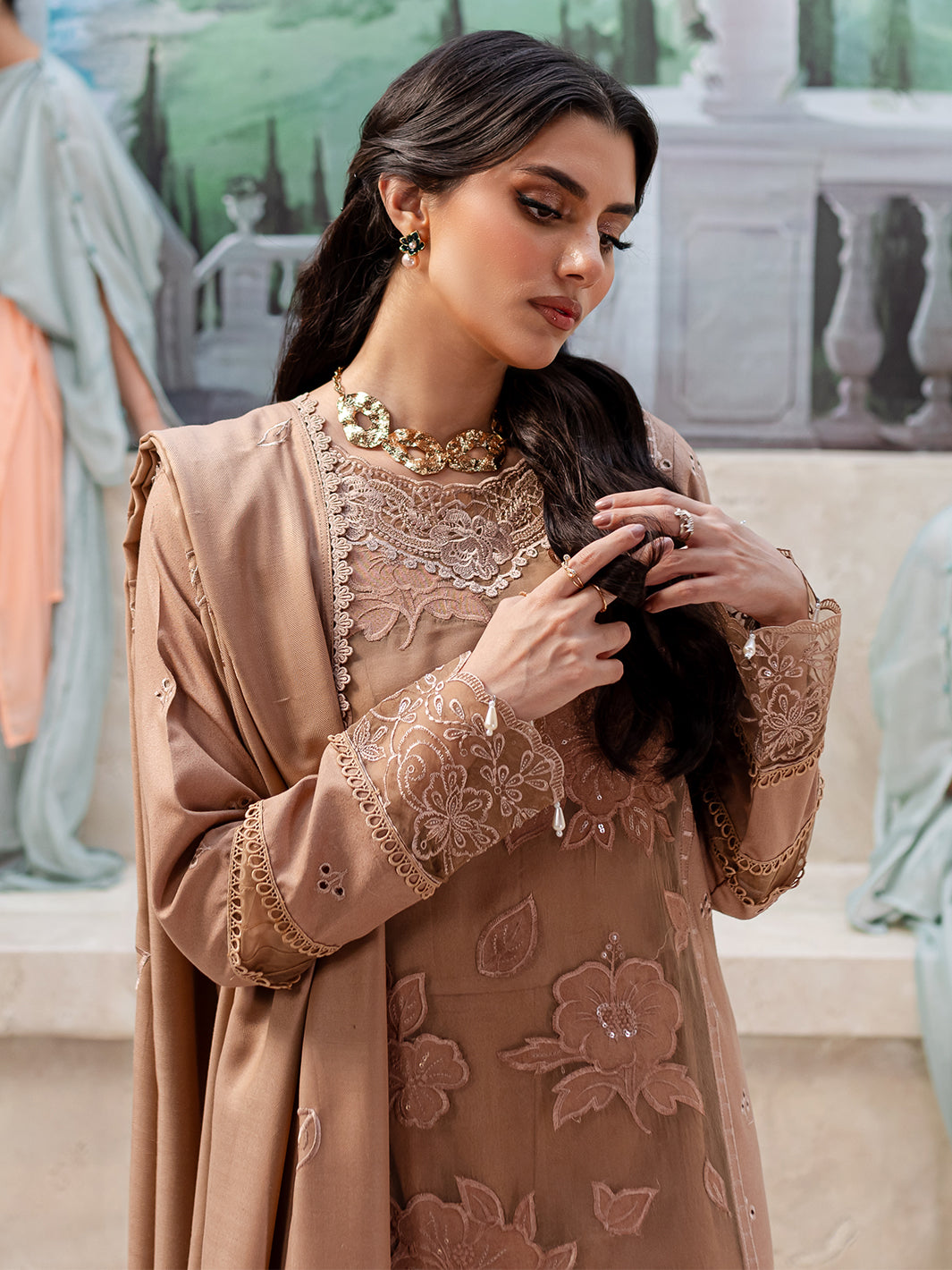 Mahnur | Veronica Luxury Karandi 24 | PENELOPE - Official Mahnur stockist in UK - Sakeena London