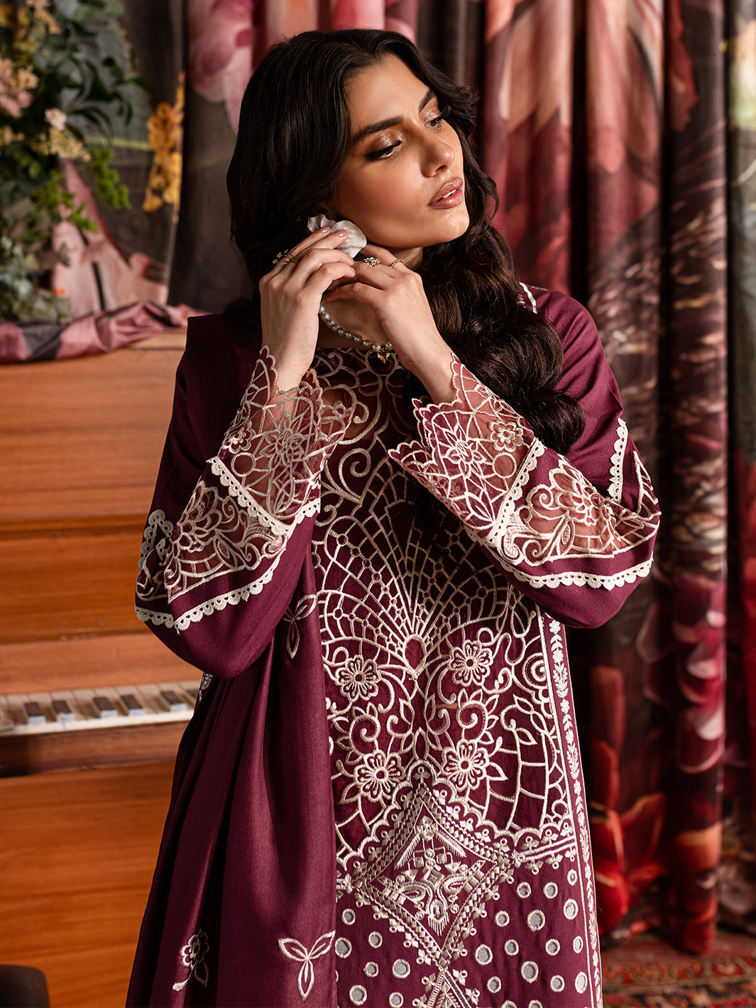 Mahnur | Veronica Luxury Karandi 24 | ROSE - Official Mahnur stockist in UK - Sakeena London