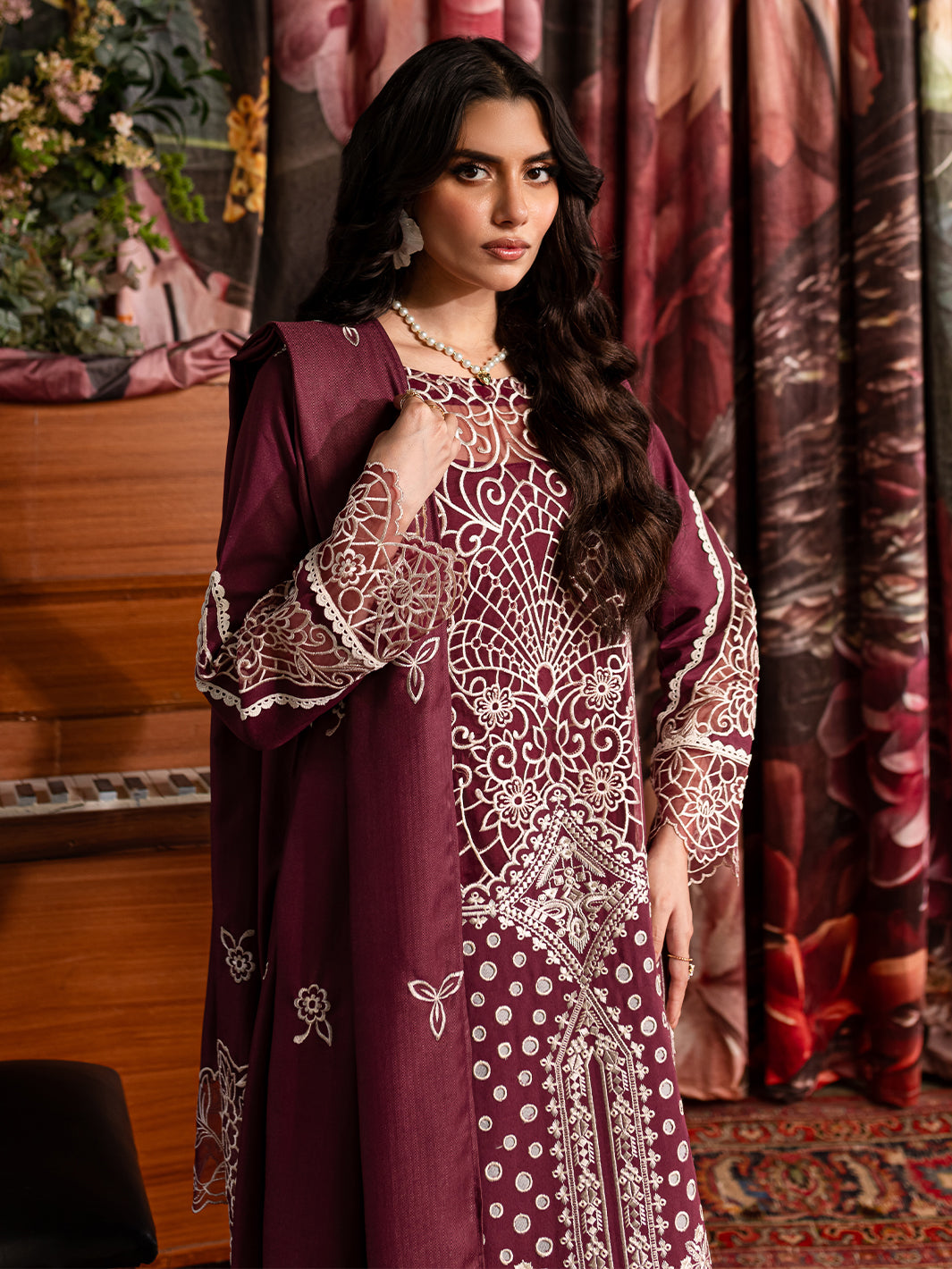 Mahnur | Veronica Luxury Karandi 24 | ROSE - Official Mahnur stockist in UK - Sakeena London