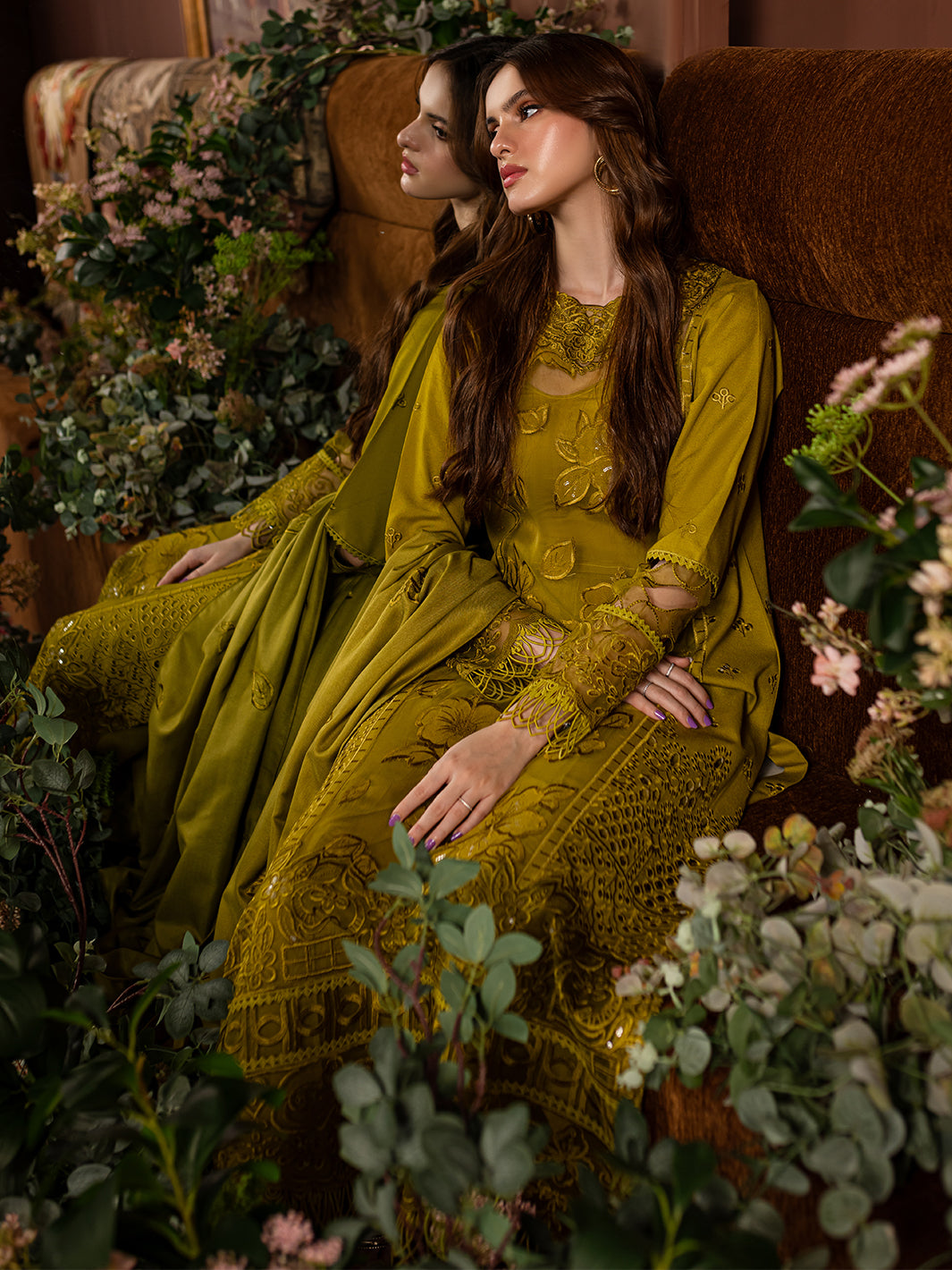 Mahnur | Veronica Luxury Karandi 24 | VICTORIA - Official Mahnur stockist in UK - Sakeena London