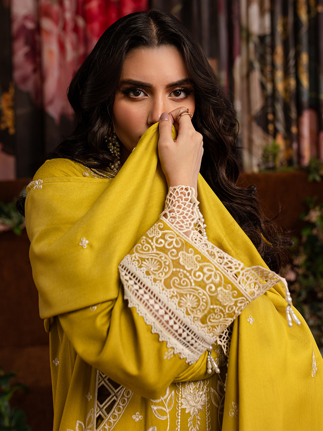 Mahnur | Veronica Luxury Karandi 24 | CLARA - Official Mahnur stockist in UK - Sakeena London