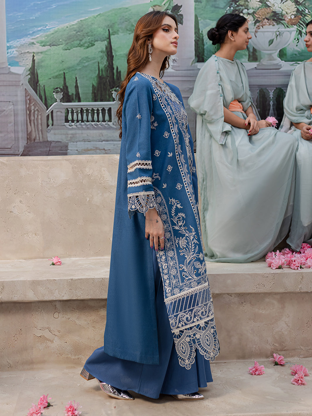 Mahnur | Veronica Luxury Karandi 24 | DOROTHY - Official Mahnur stockist in UK - Sakeena London