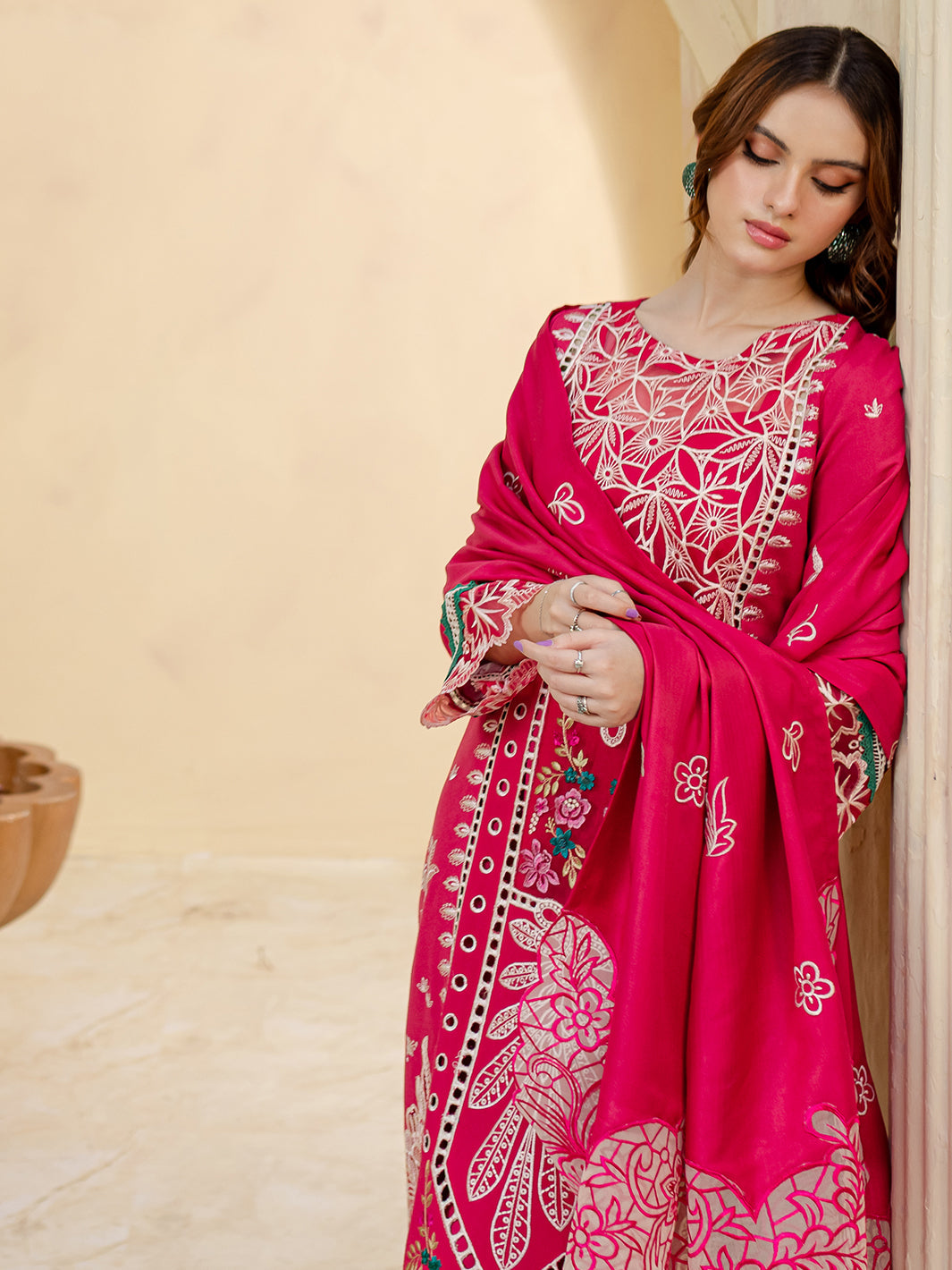 Mahnur | Veronica Luxury Karandi 24 | ELEANOR - Official Mahnur stockist in UK - Sakeena London